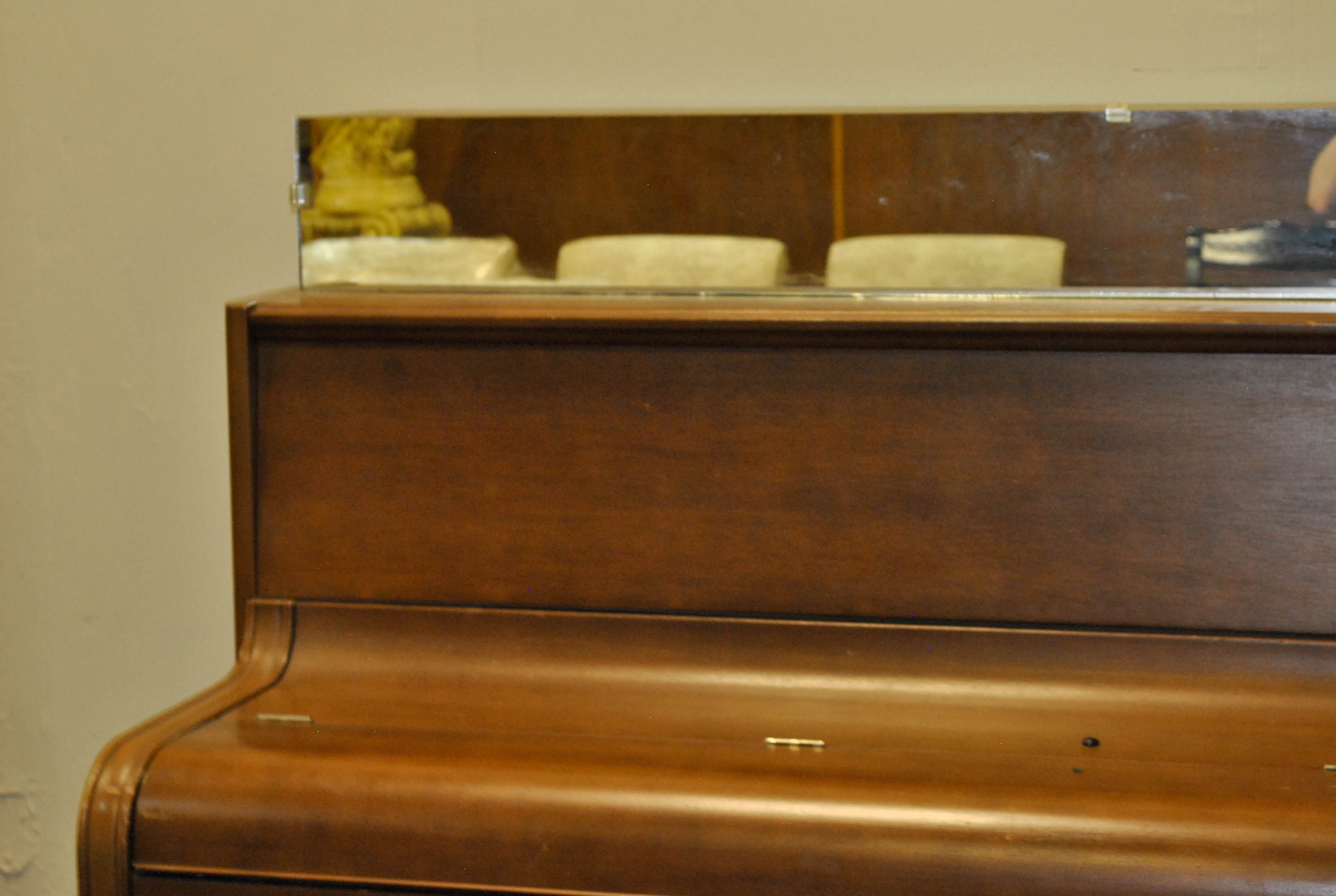 Cable Nelson Studio Piano