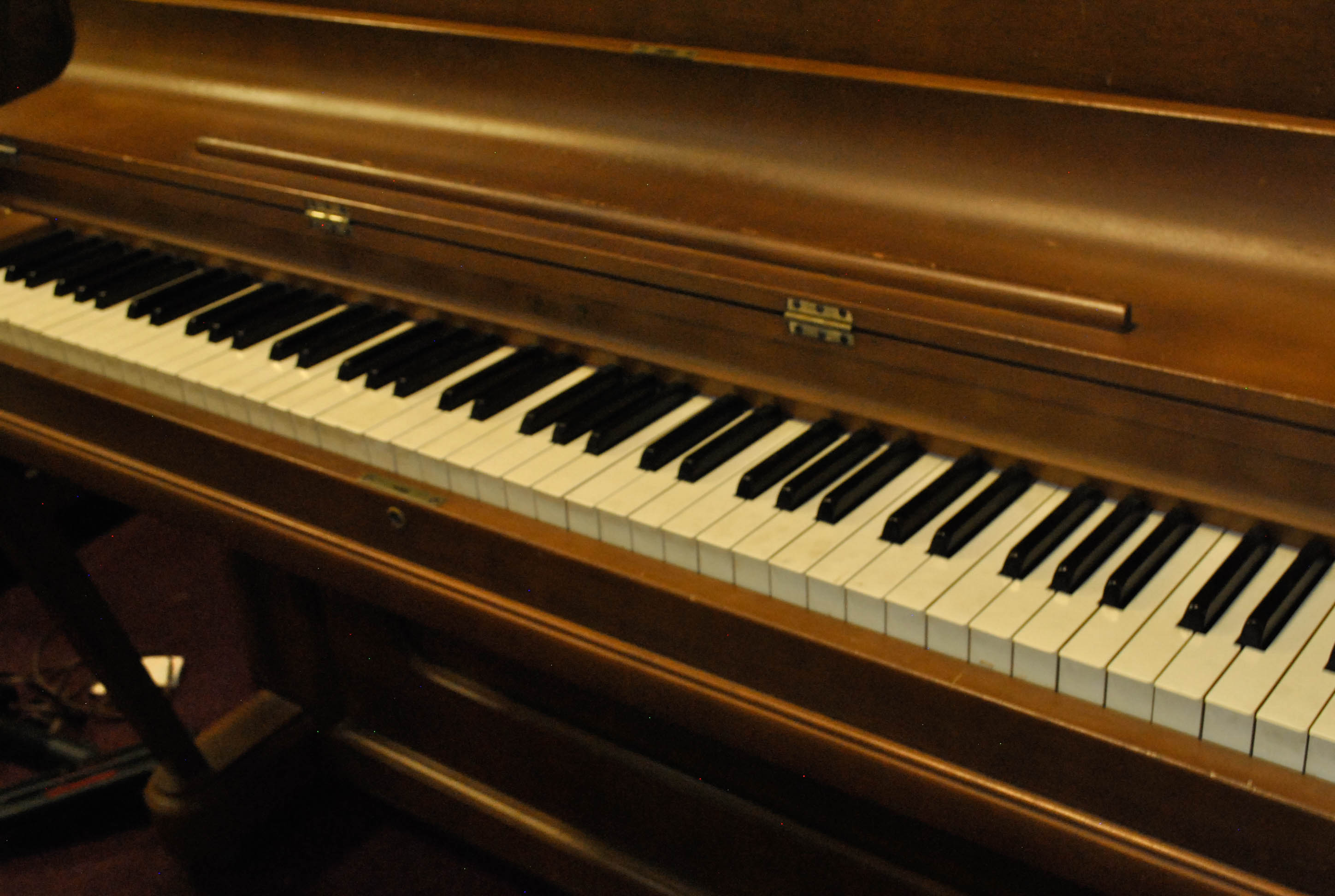 Cable Nelson Studio Piano