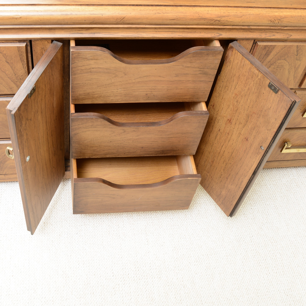 Thomasville Bedroom Dresser Drawers