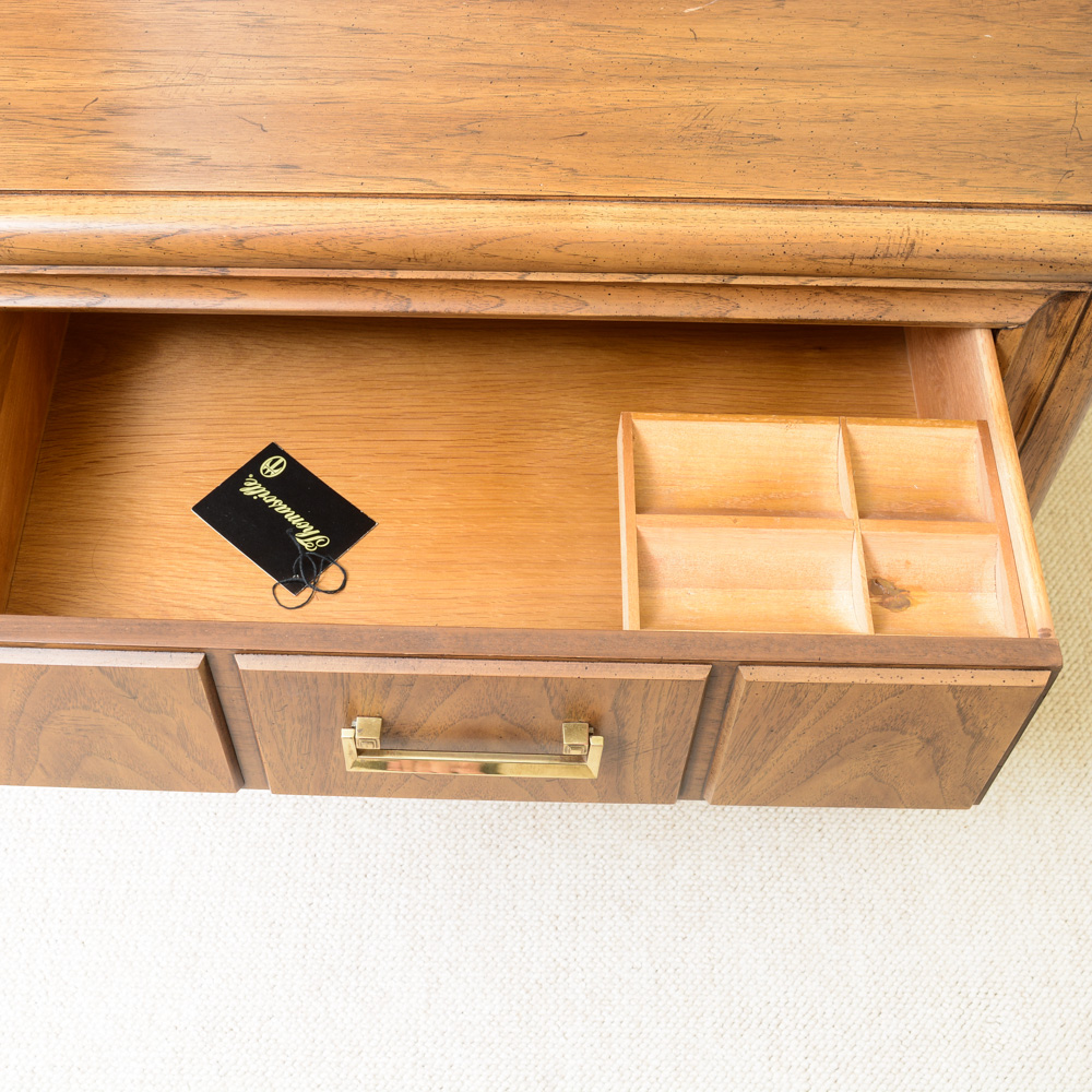 Thomasville Bedroom Dresser Drawers