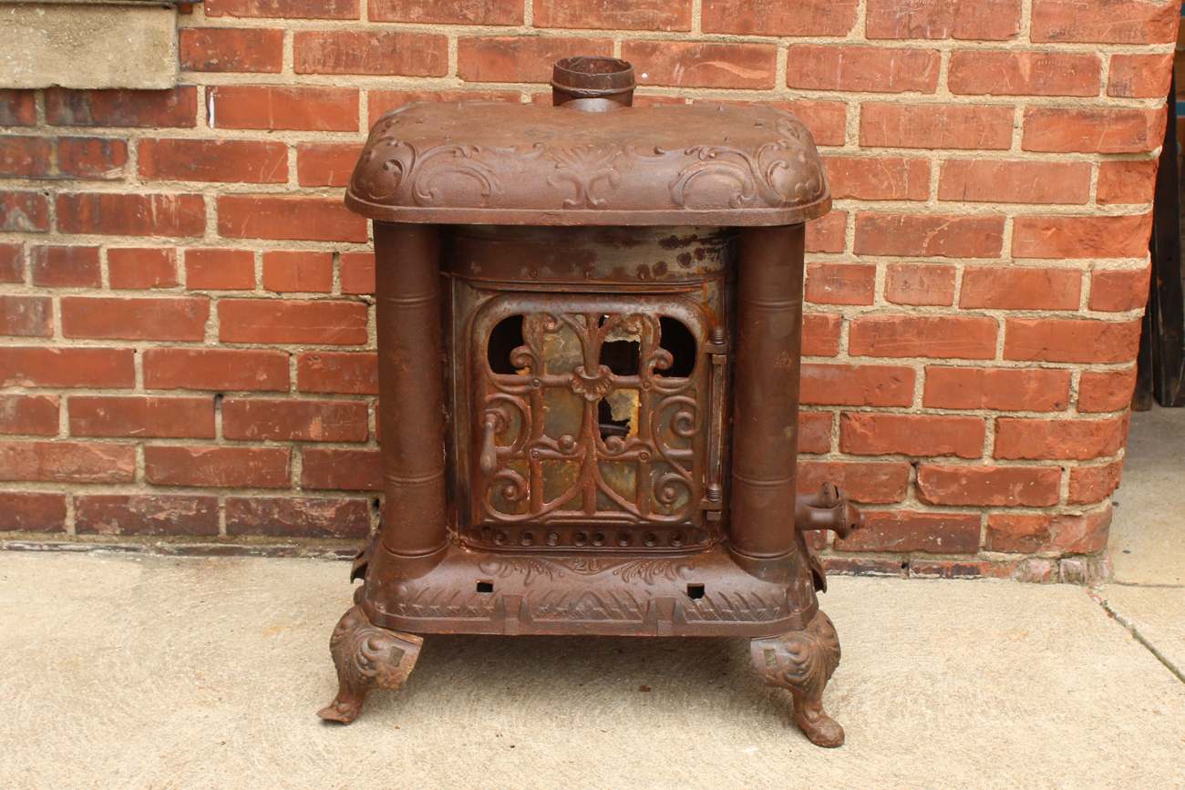 Antique Cast Iron Peerless Gas Stove