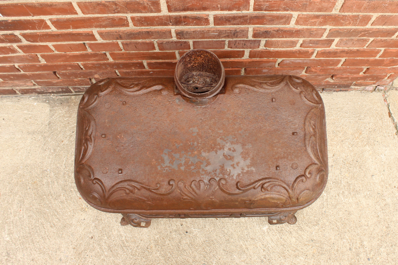 Antique Cast Iron Peerless Gas Stove