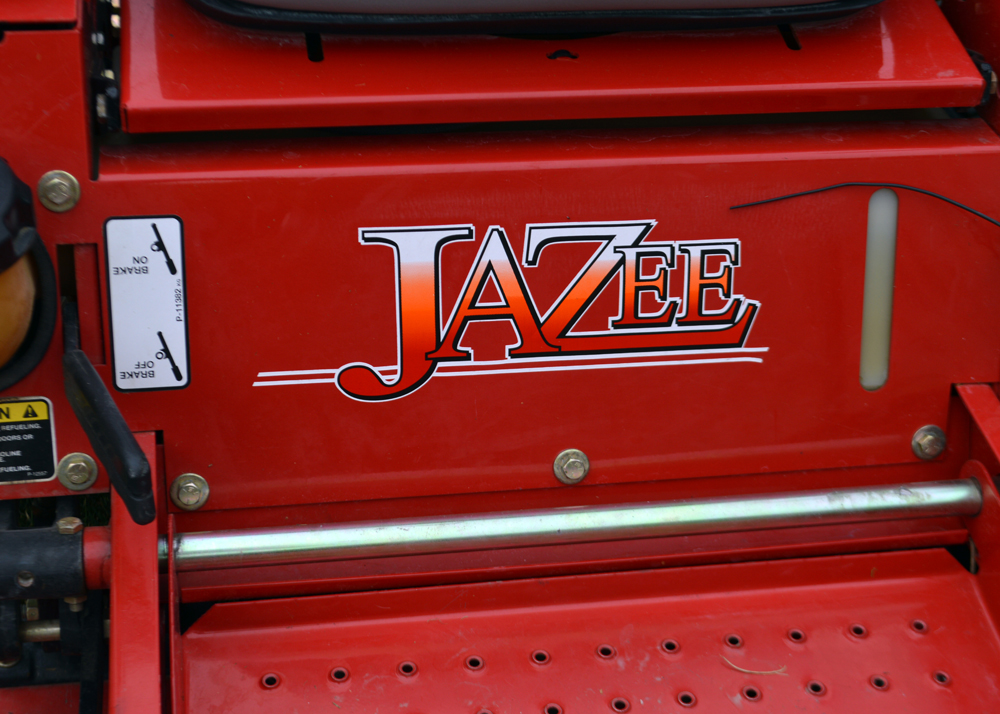 Jazee Country Clipper Estate Mower With Lift
