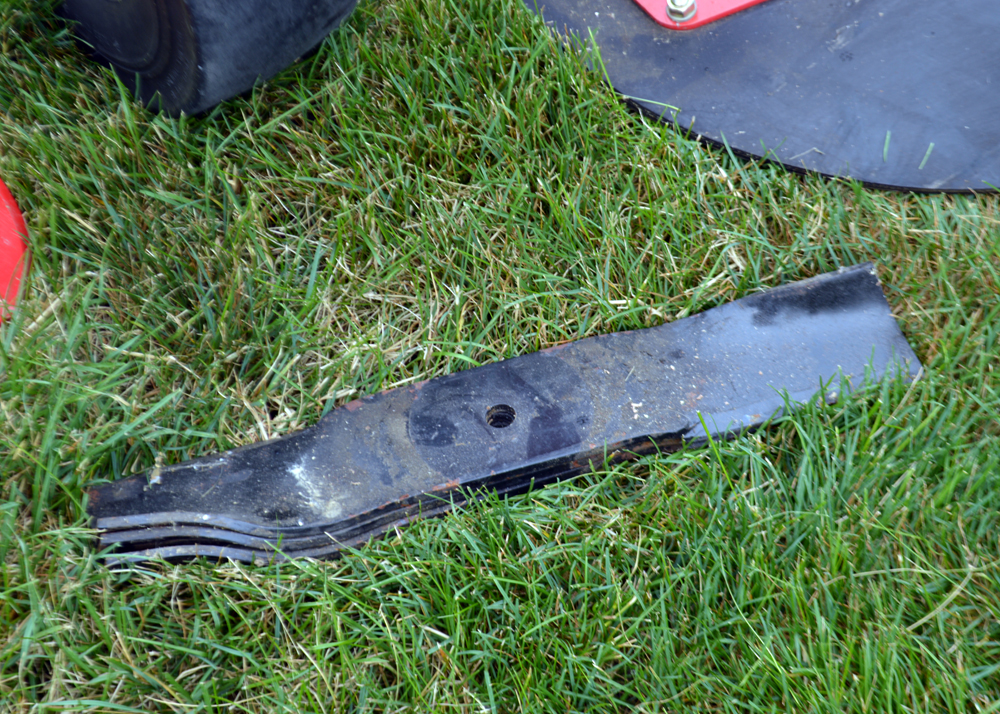 Jazee Country Clipper Estate Mower With Lift