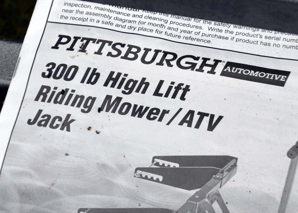 Jazee Country Clipper Estate Mower With Lift