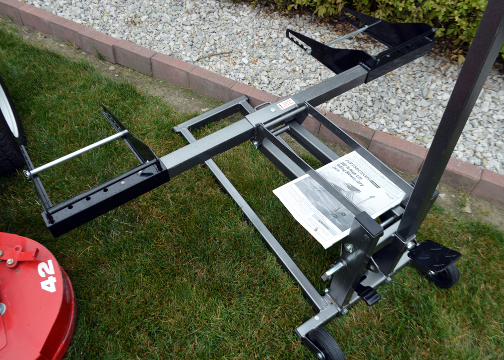 Jazee Country Clipper Estate Mower With Lift