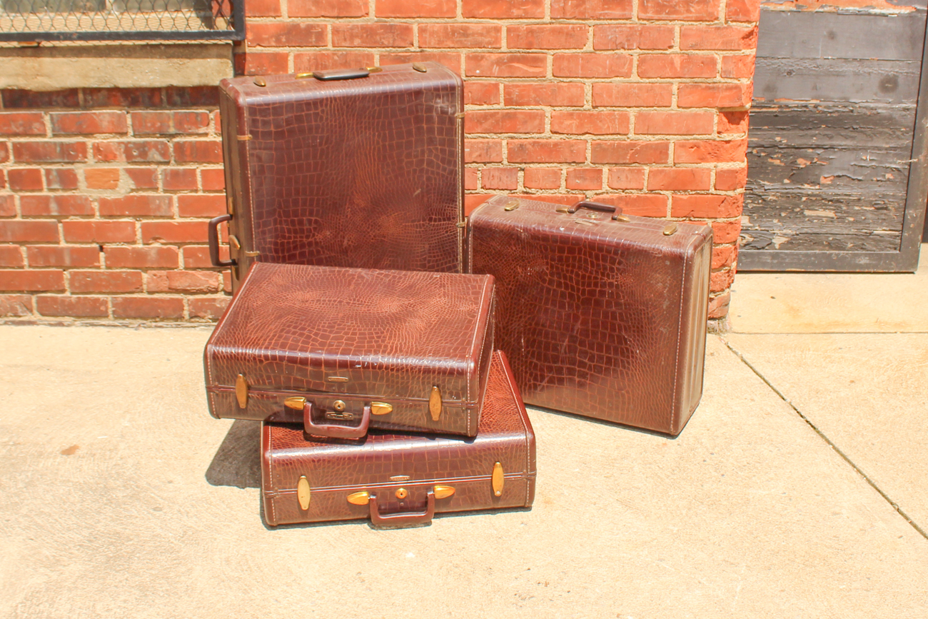Vintage Mid-Century Brown Leather Croc Embossed Samsonite Luggage