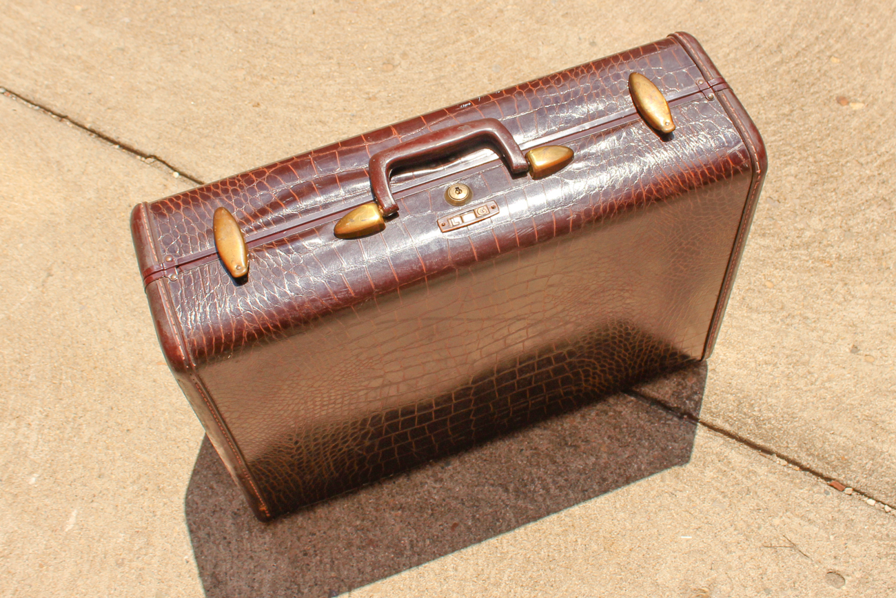 Vintage Mid-Century Brown Leather Croc Embossed Samsonite Luggage