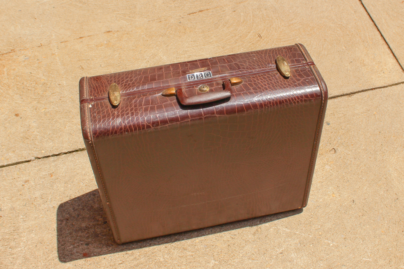 Vintage Mid-Century Brown Leather Croc Embossed Samsonite Luggage