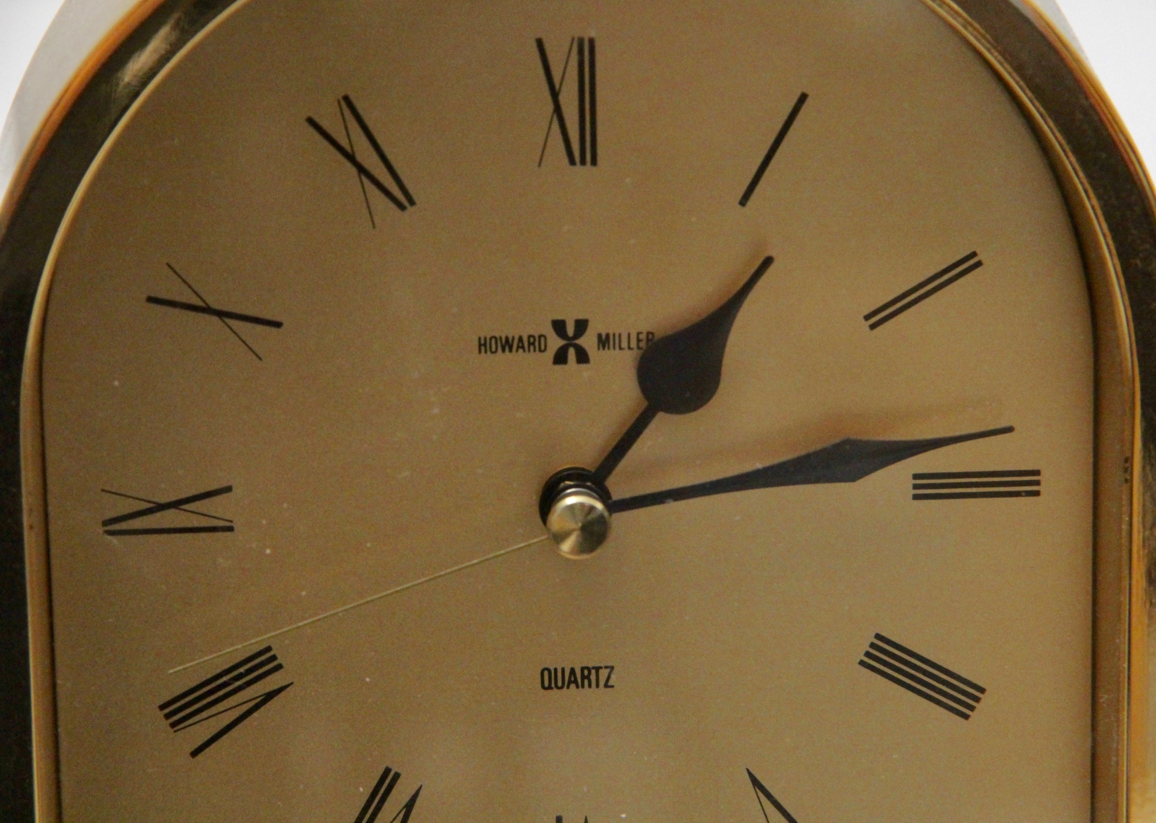 Howard Miller Quartz Clock