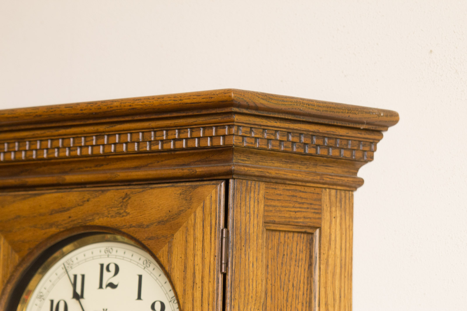 Howard Miller Calendar Wall Clock