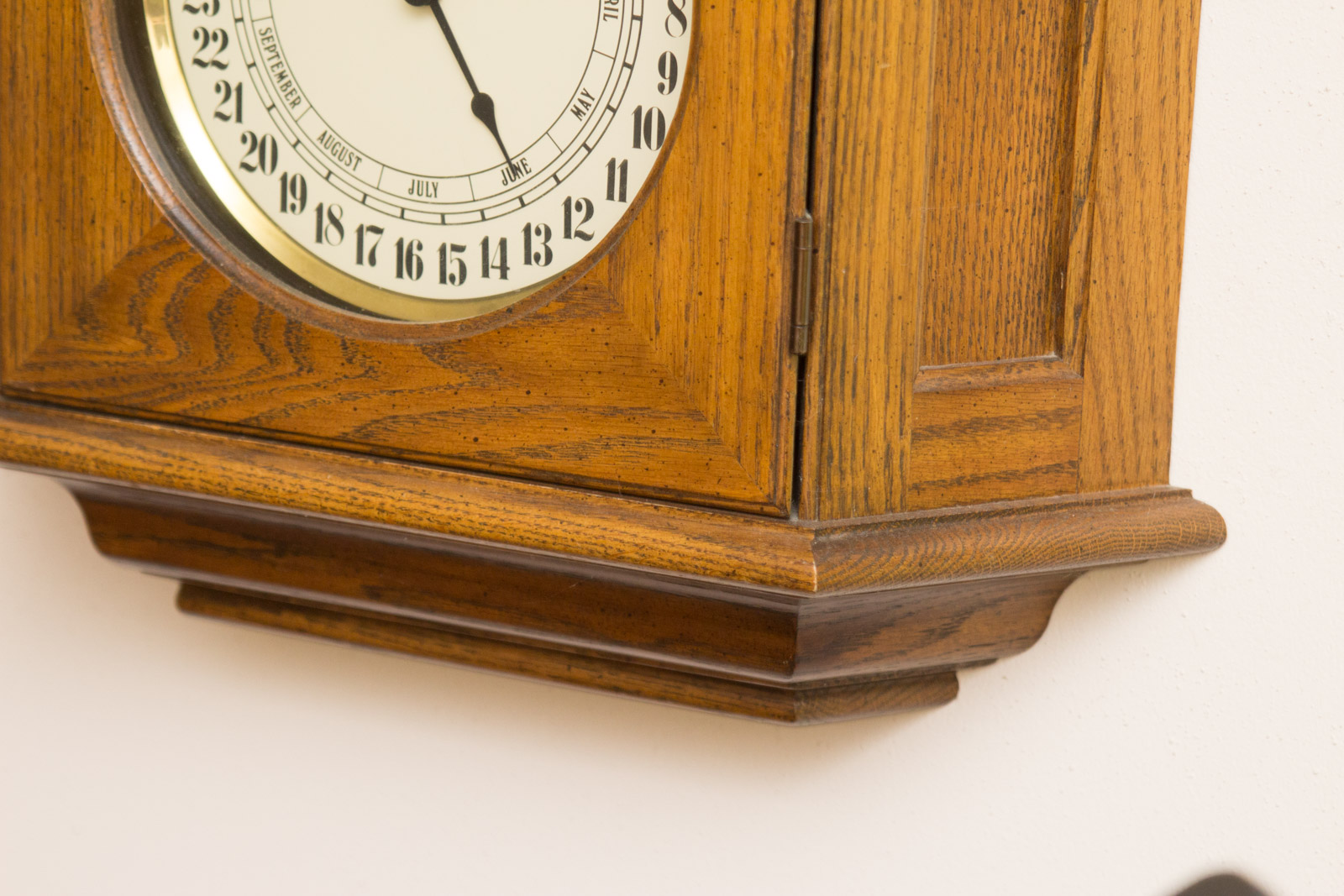 Howard Miller Calendar Wall Clock