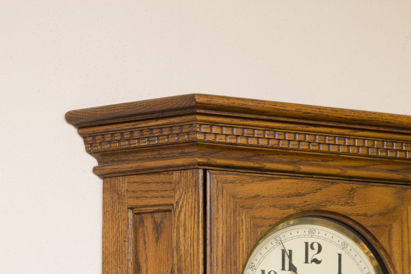 Howard Miller Calendar Wall Clock