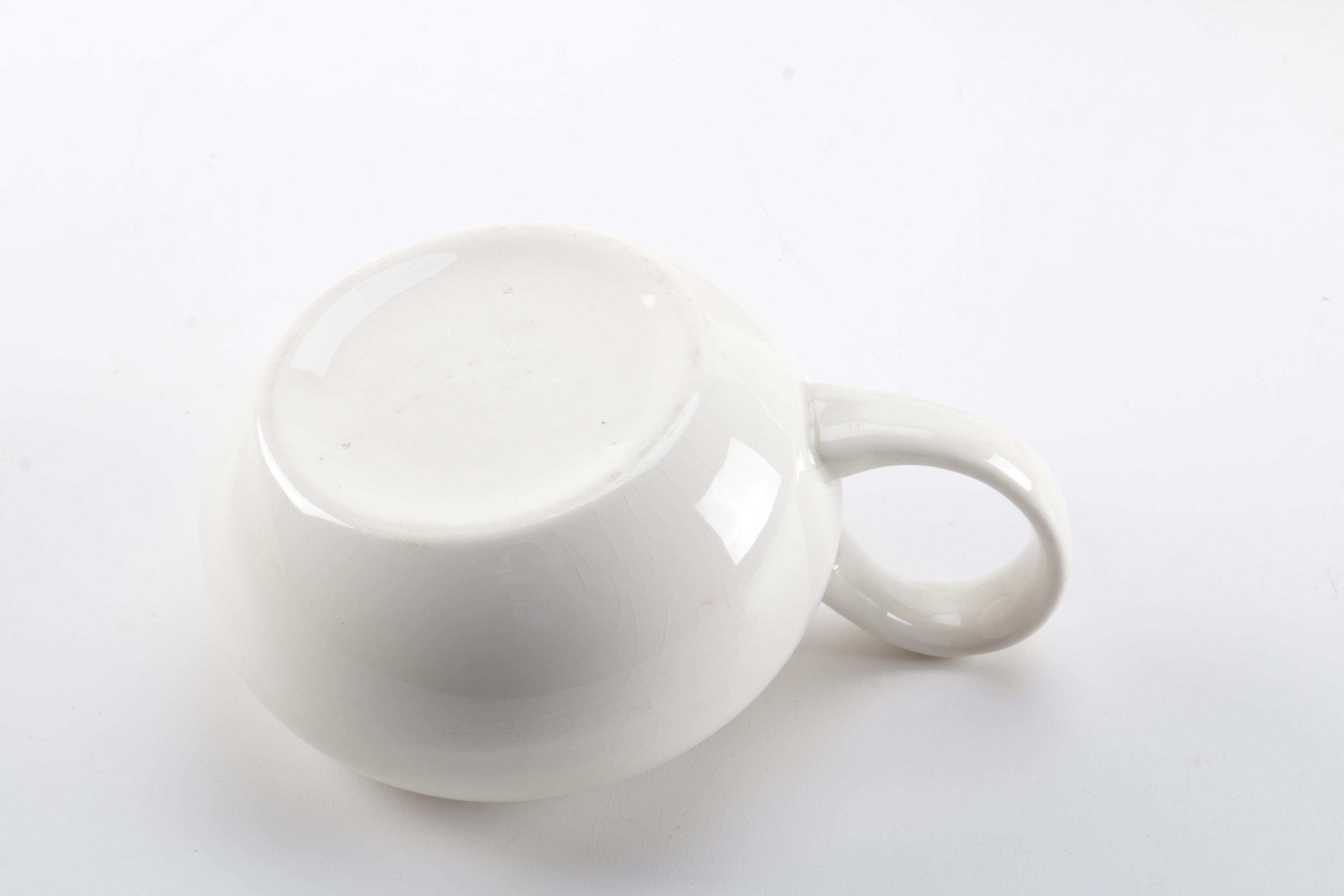 Five Pieces of Vintage Russel Wright Ceramic Dishware