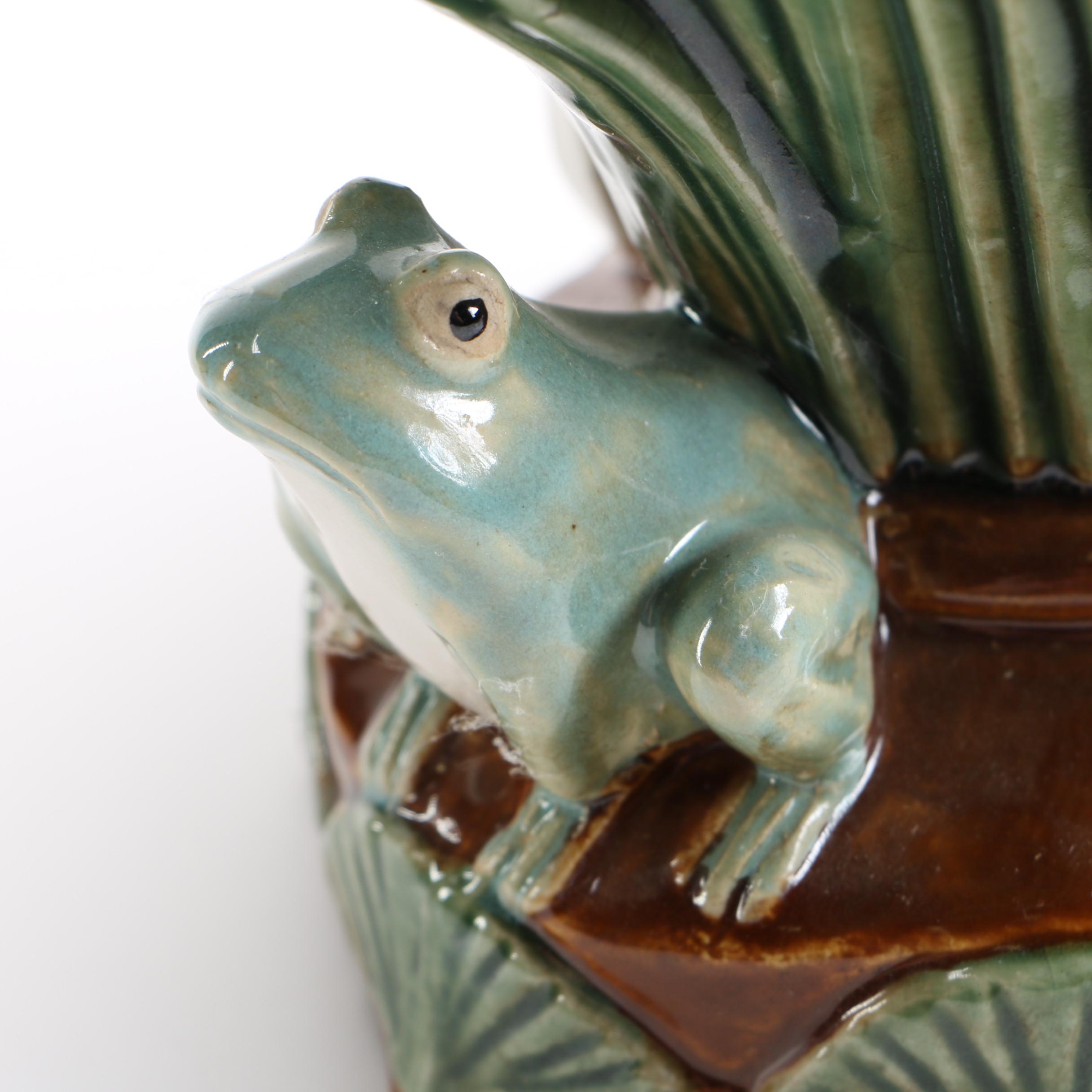 Decorative Ceramic Vase with Frogs