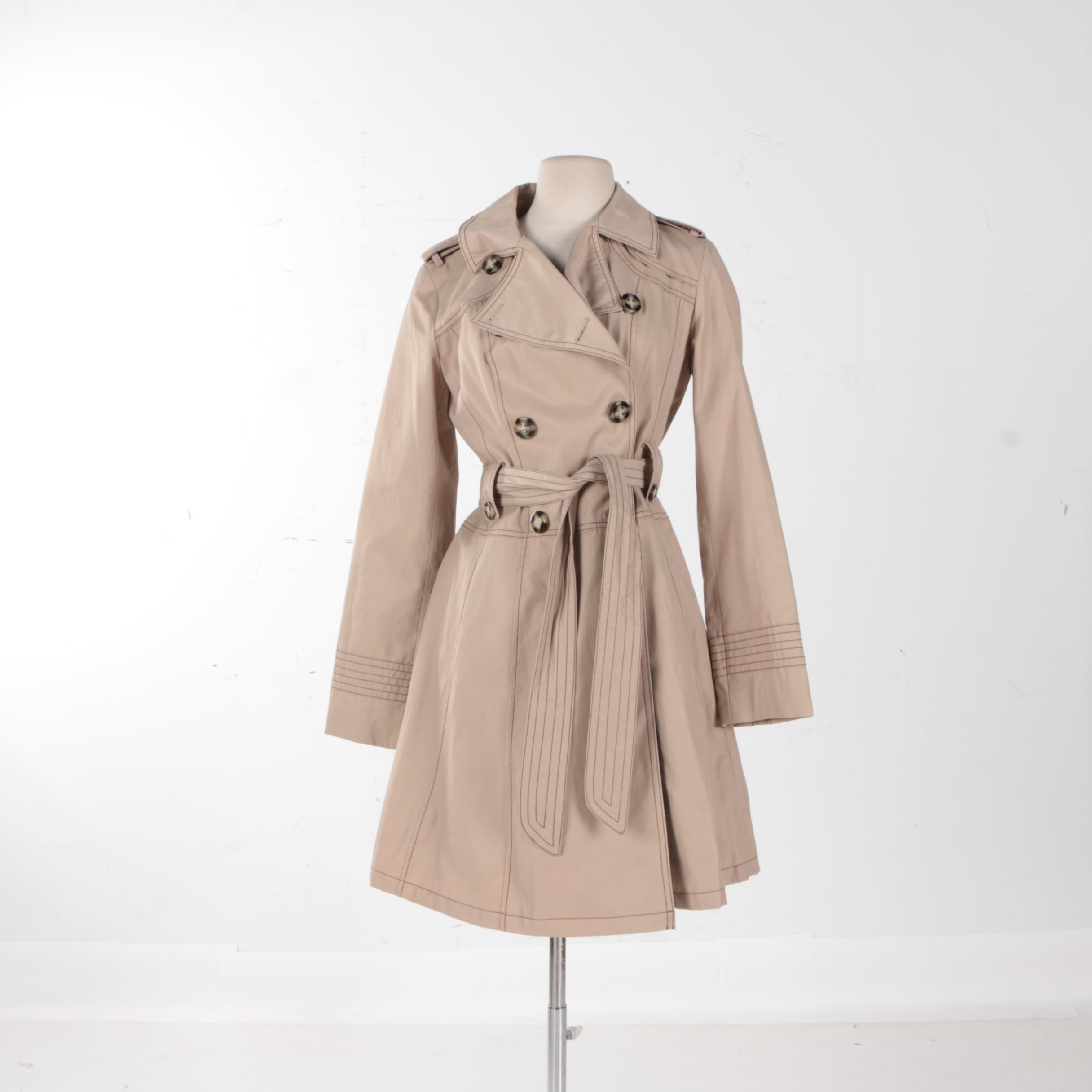 Women's Laundry by Shelli Segal Short Trench Coat
