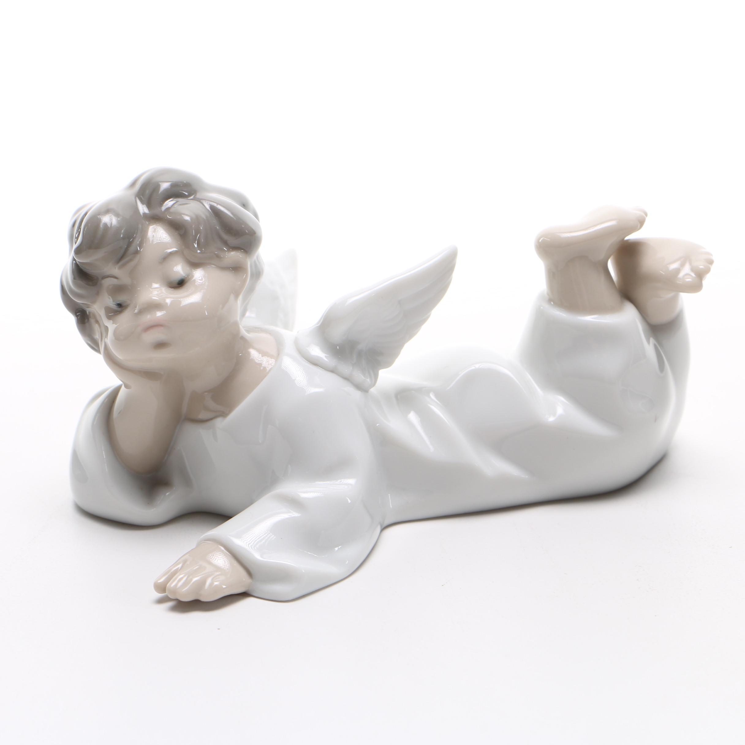 1970 Lladró Porcelain "Angel Laying Down" Figurine