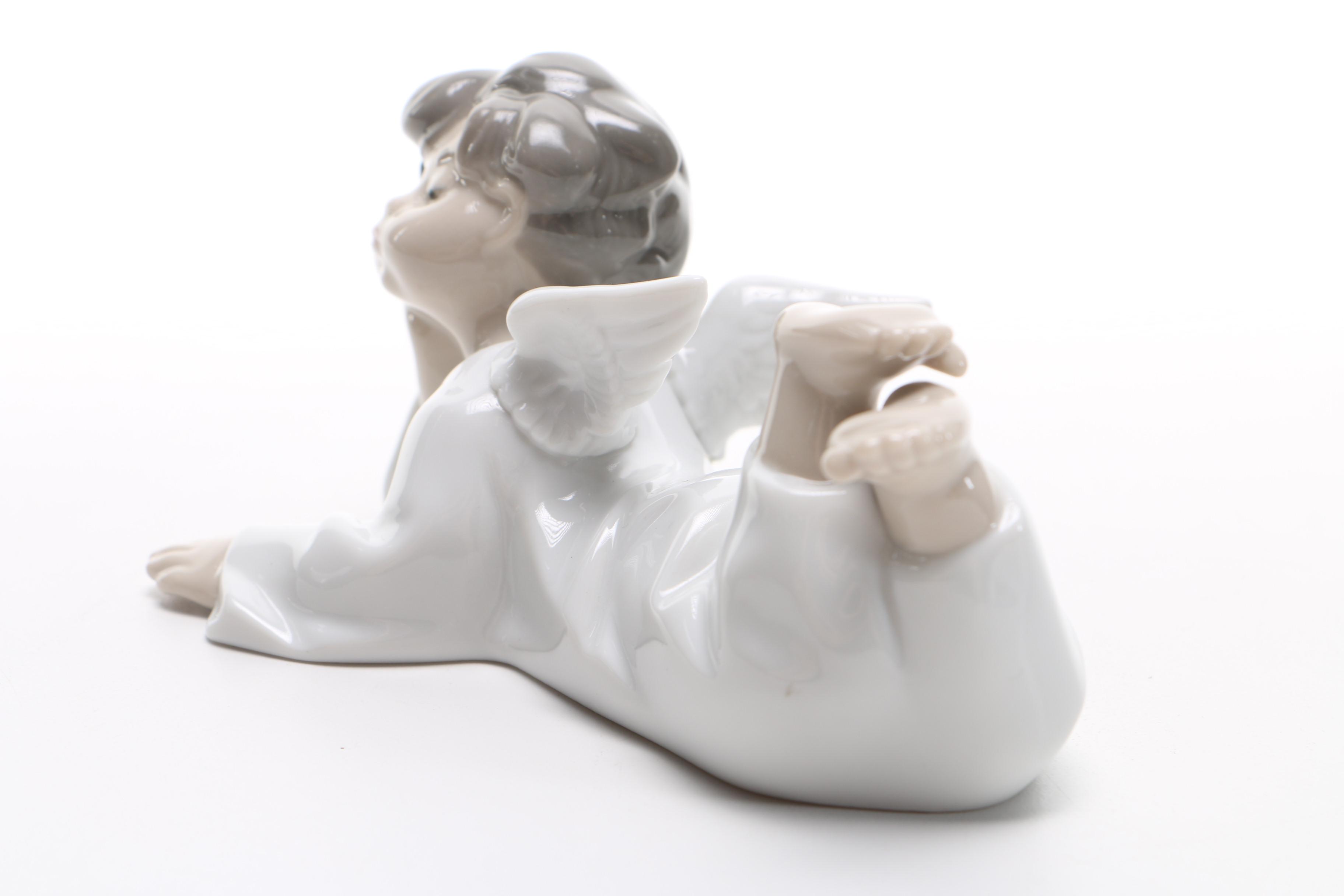 1970 Lladró Porcelain "Angel Laying Down" Figurine