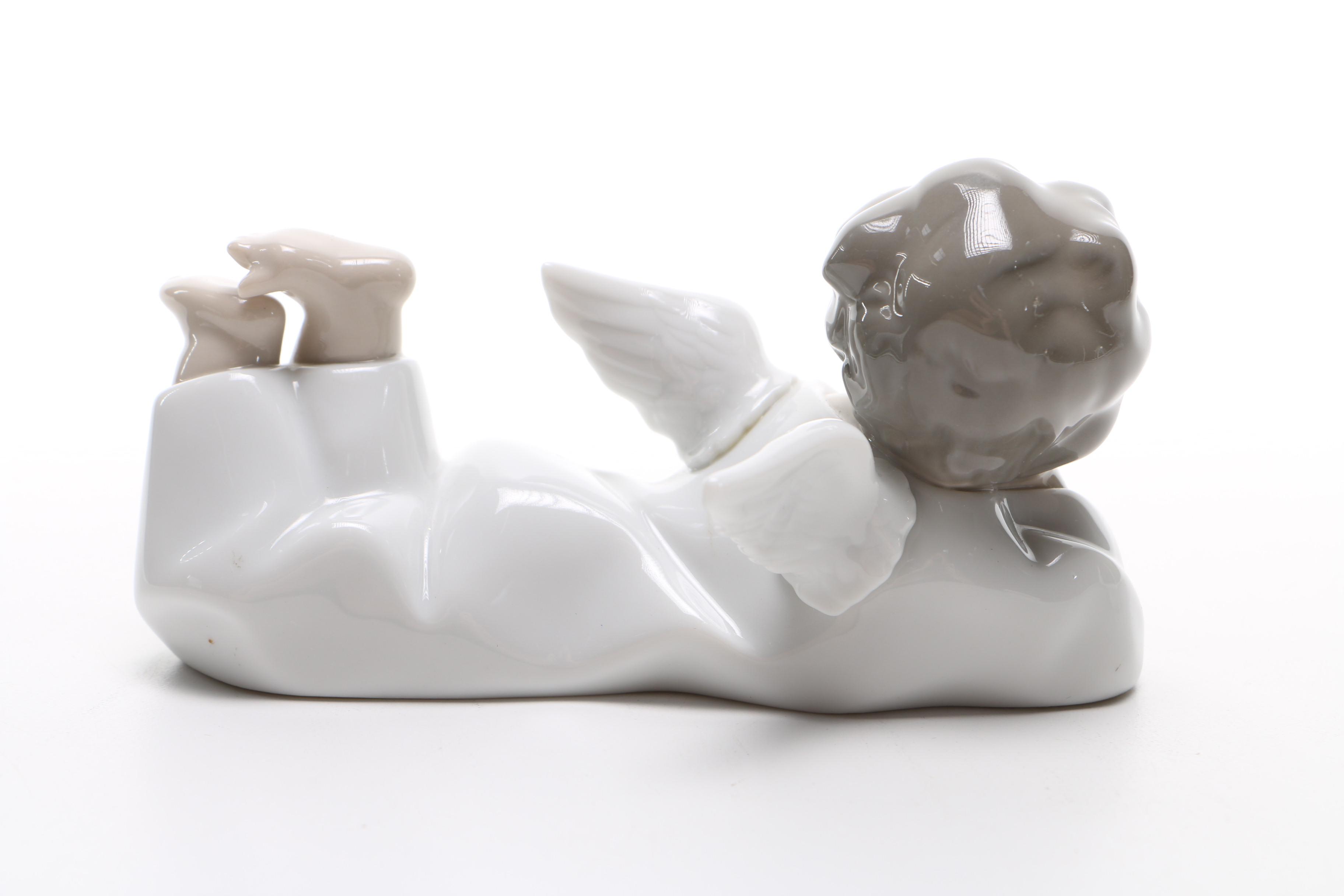 1970 Lladró Porcelain "Angel Laying Down" Figurine