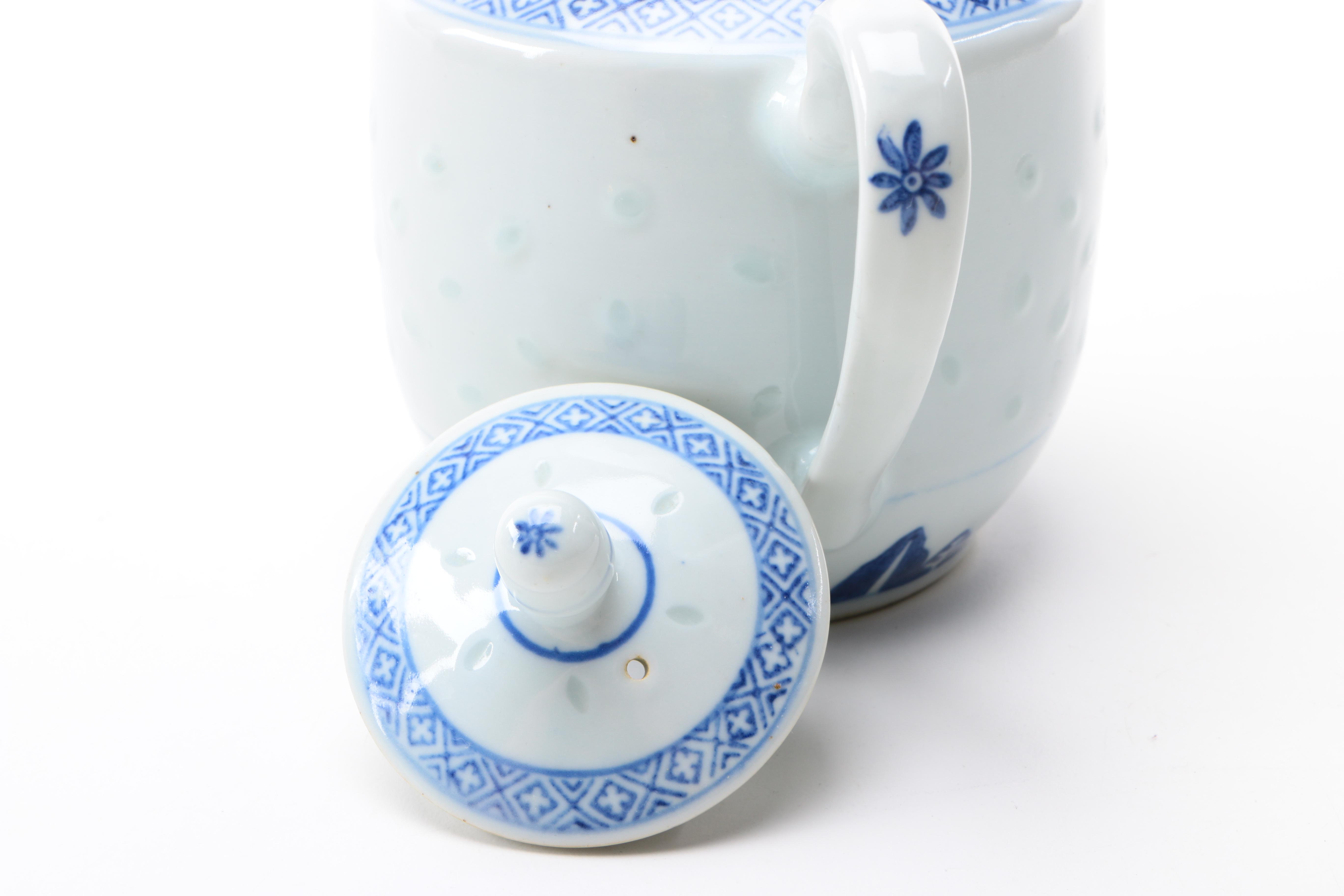 Chinese Blue and White Porcelain Tableware