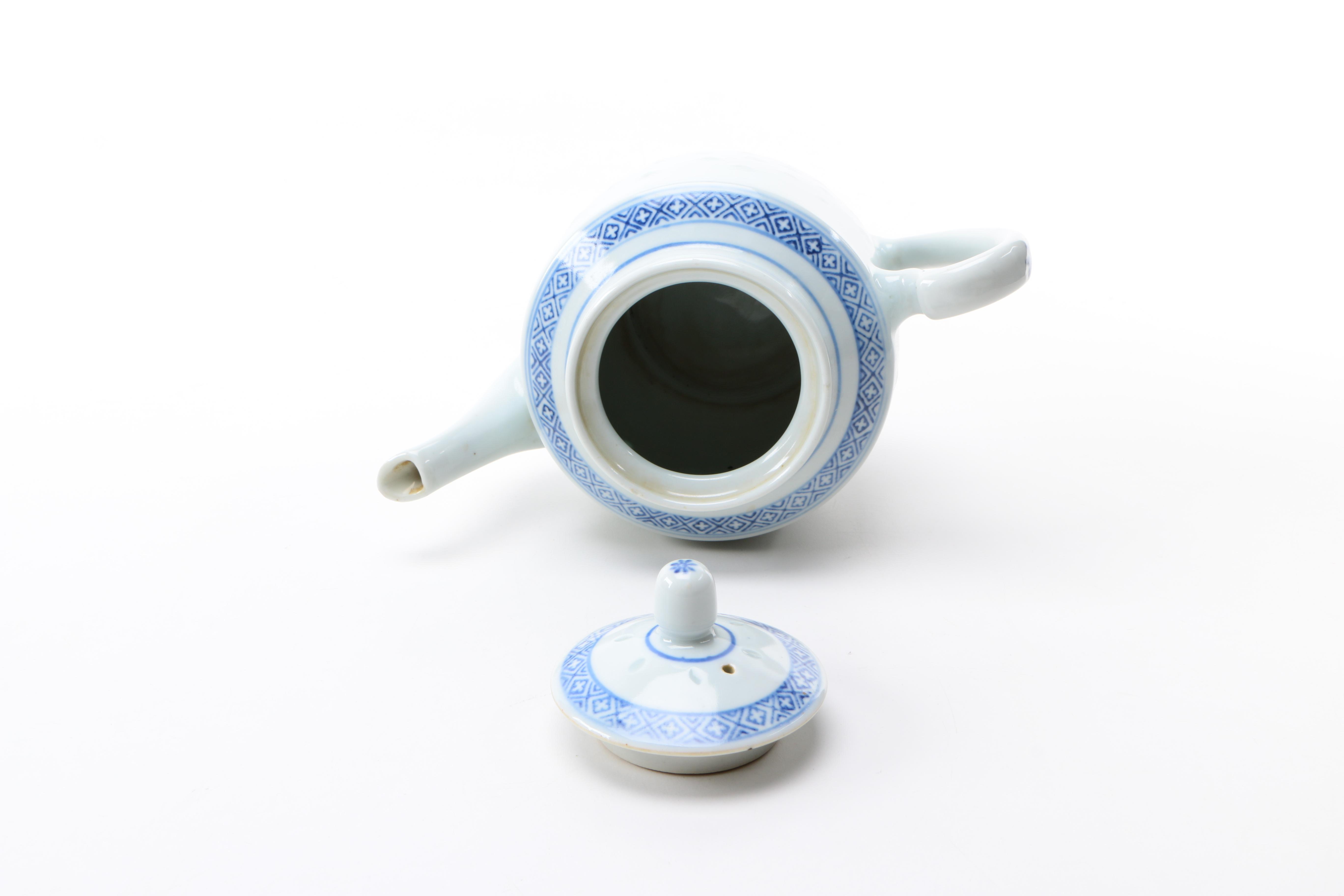 Chinese Blue and White Porcelain Tableware