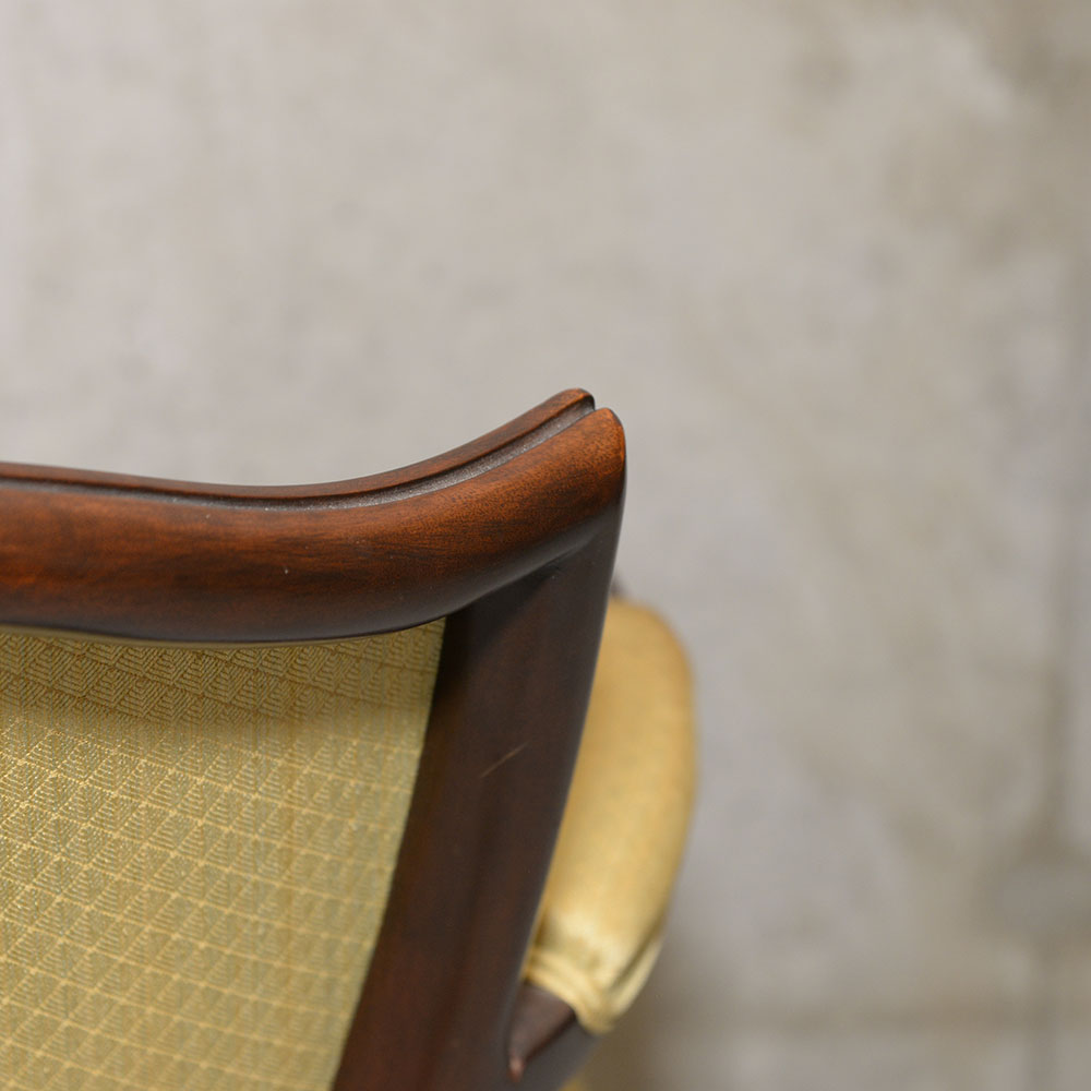 Federal Style Shield-Backed Occasional Chair