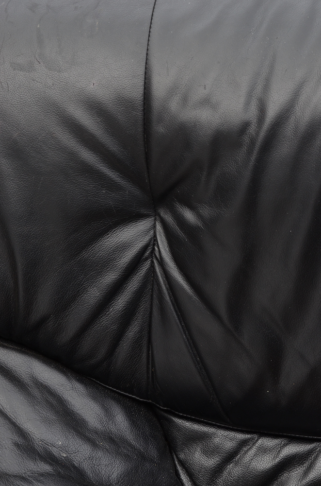 Black Leather Italian Style Modern Sofa