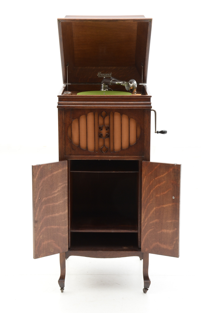 Brunswick Model 210 Oak Phonograph with Records