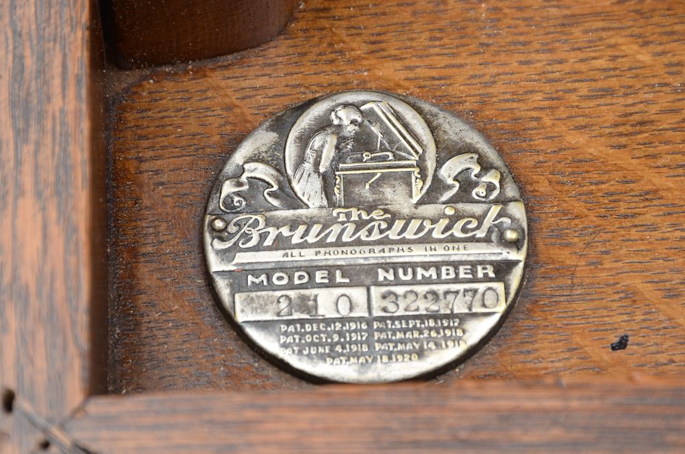 Brunswick Model 210 Oak Phonograph with Records