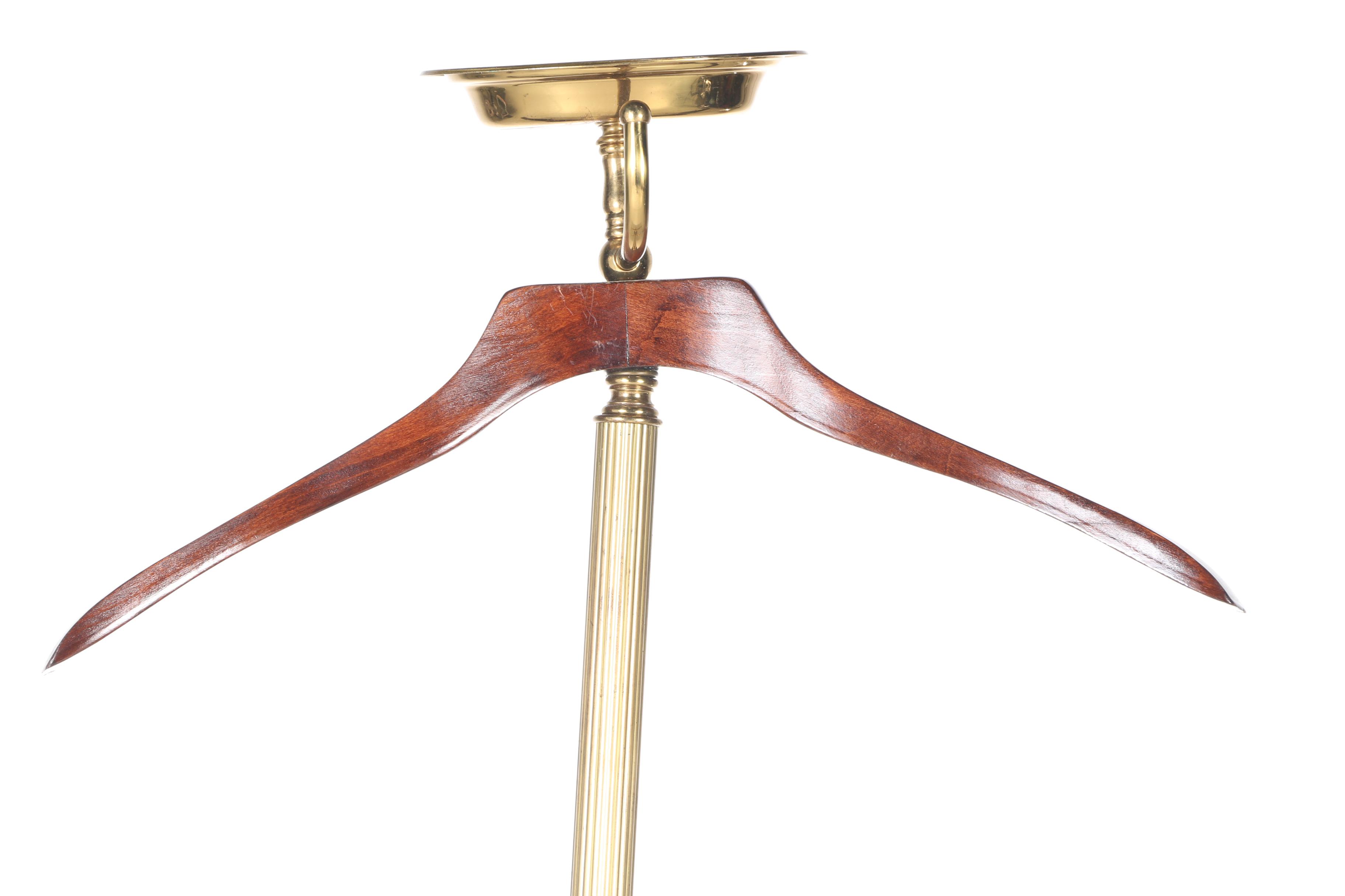 Garment Valet Including Corby 7700 Pants Press