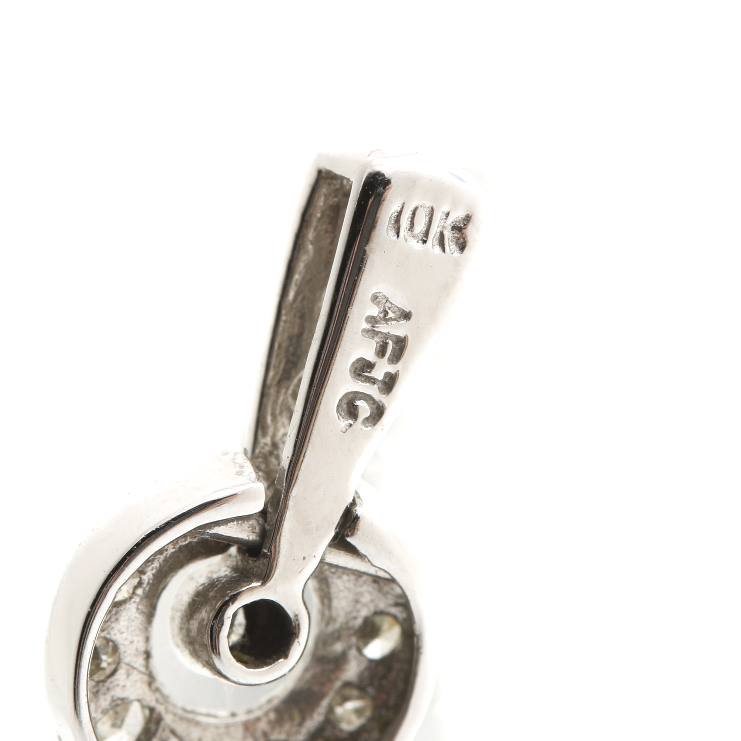 10K White Gold Diamond Pendant