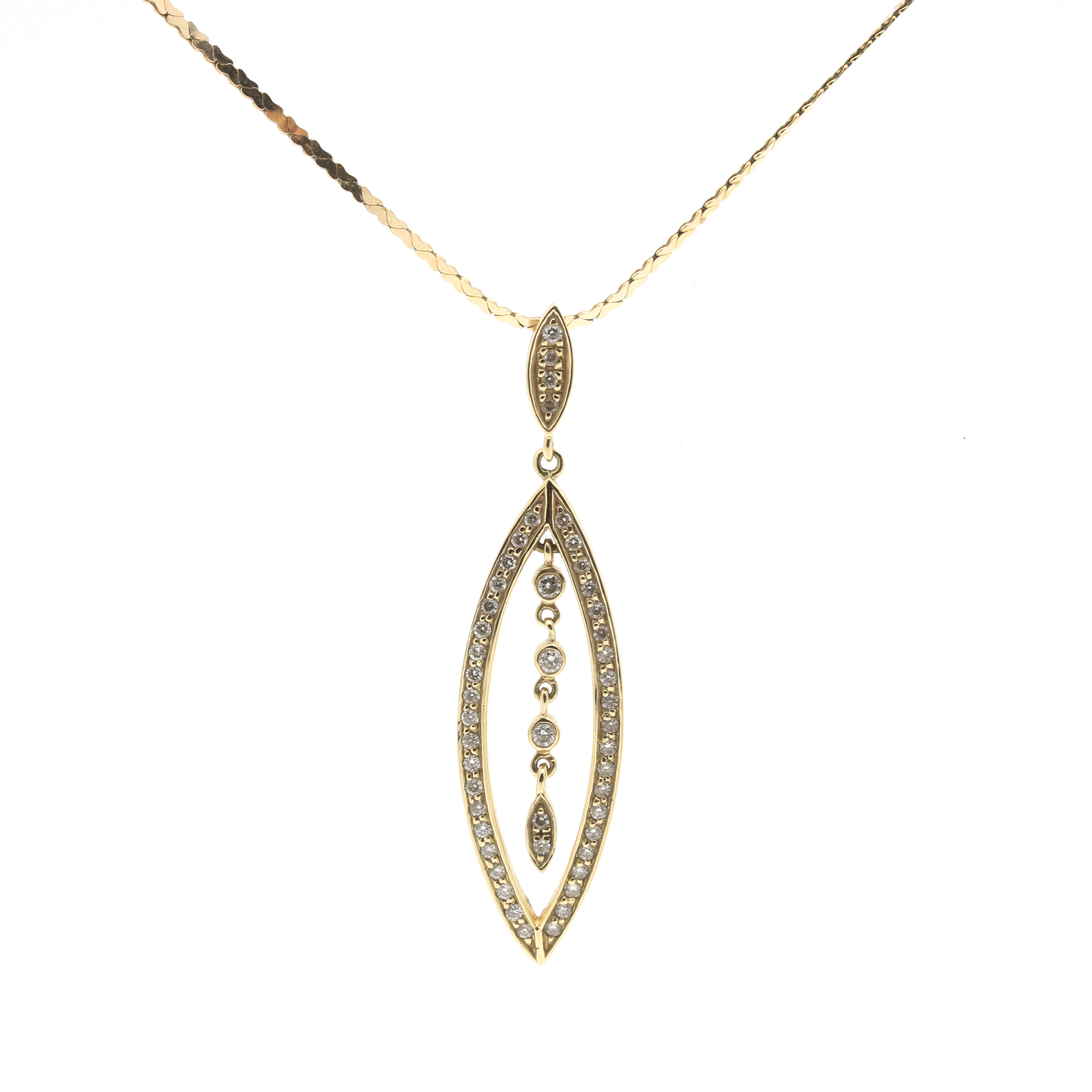 14K Yellow Gold Diamond Pendant Necklace