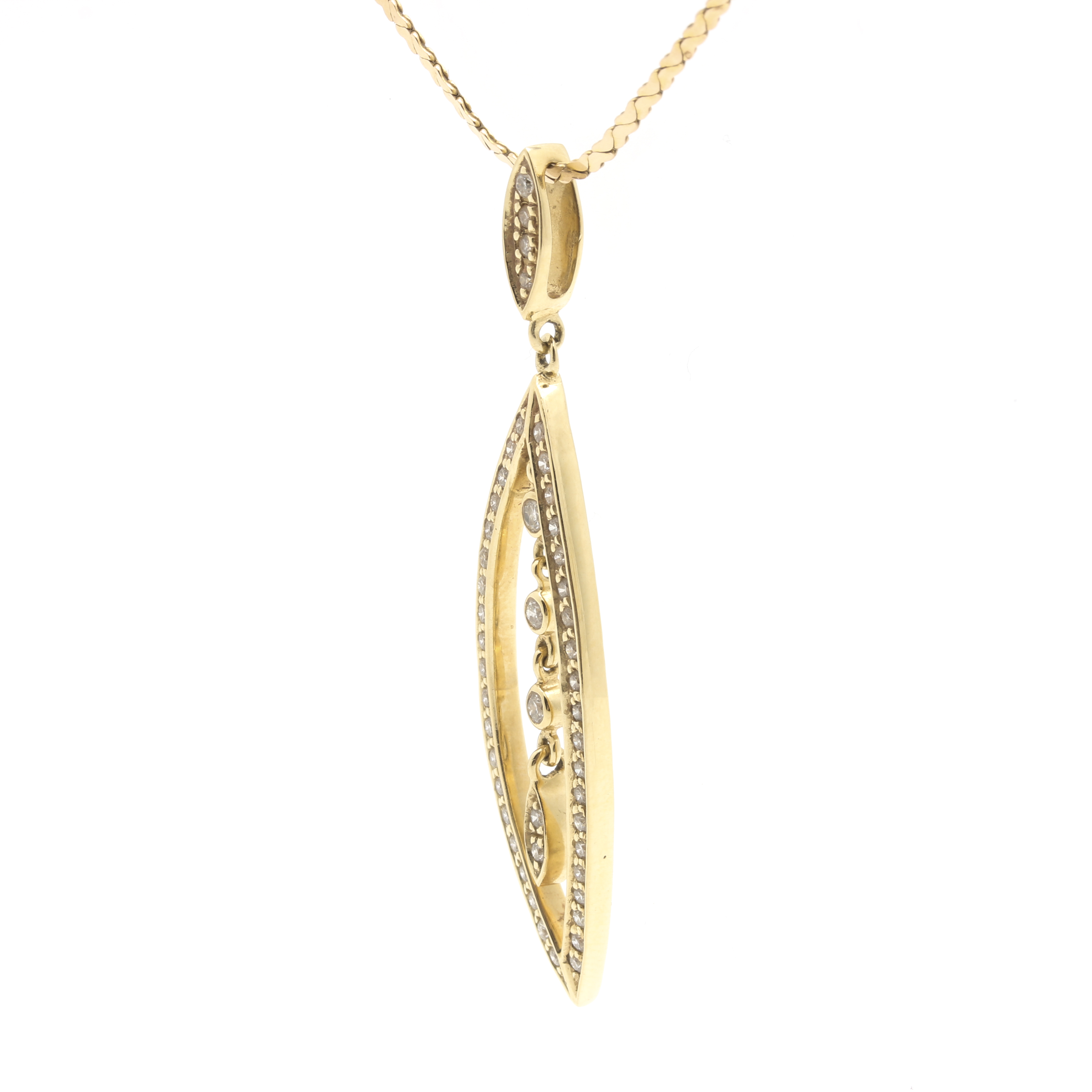 14K Yellow Gold Diamond Pendant Necklace