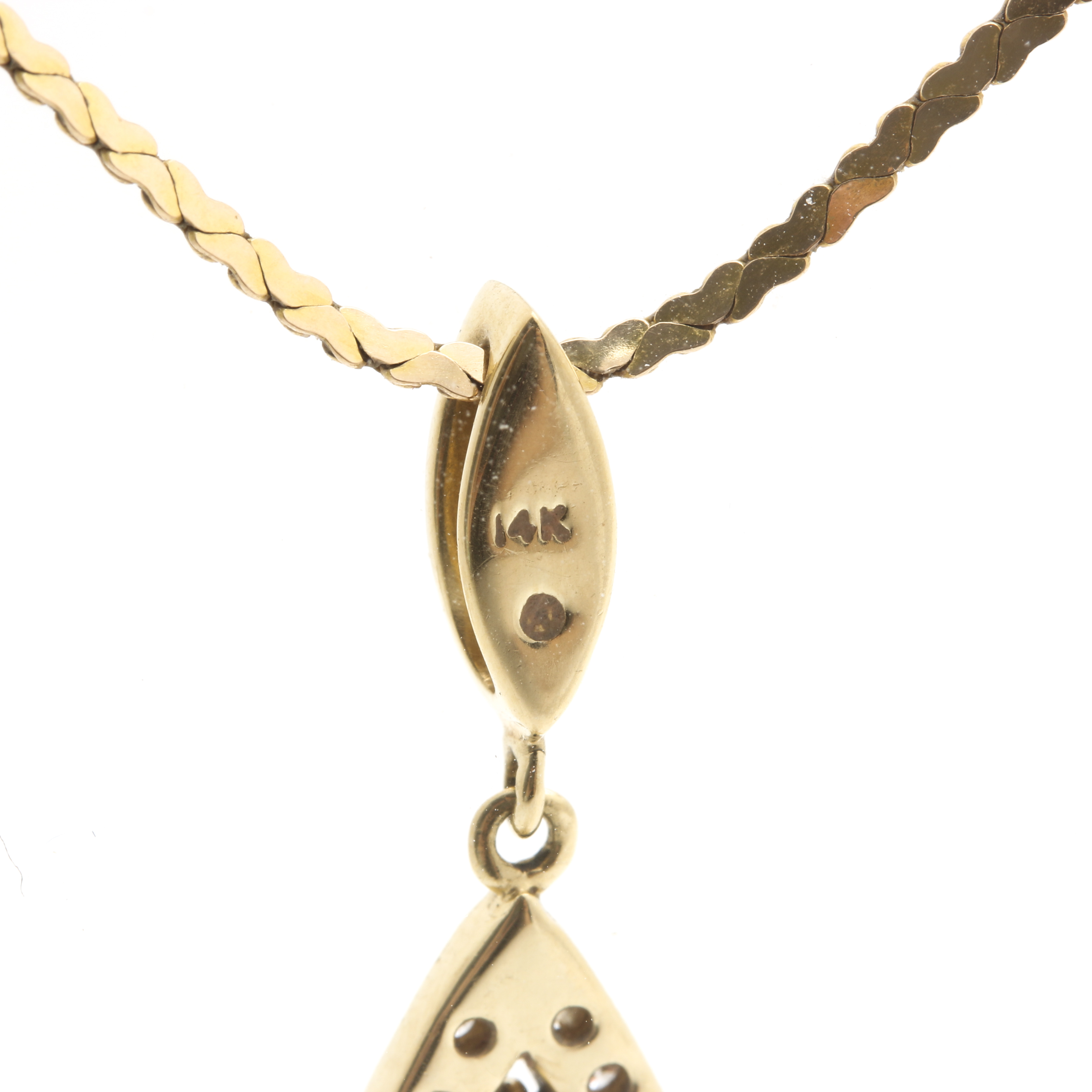 14K Yellow Gold Diamond Pendant Necklace