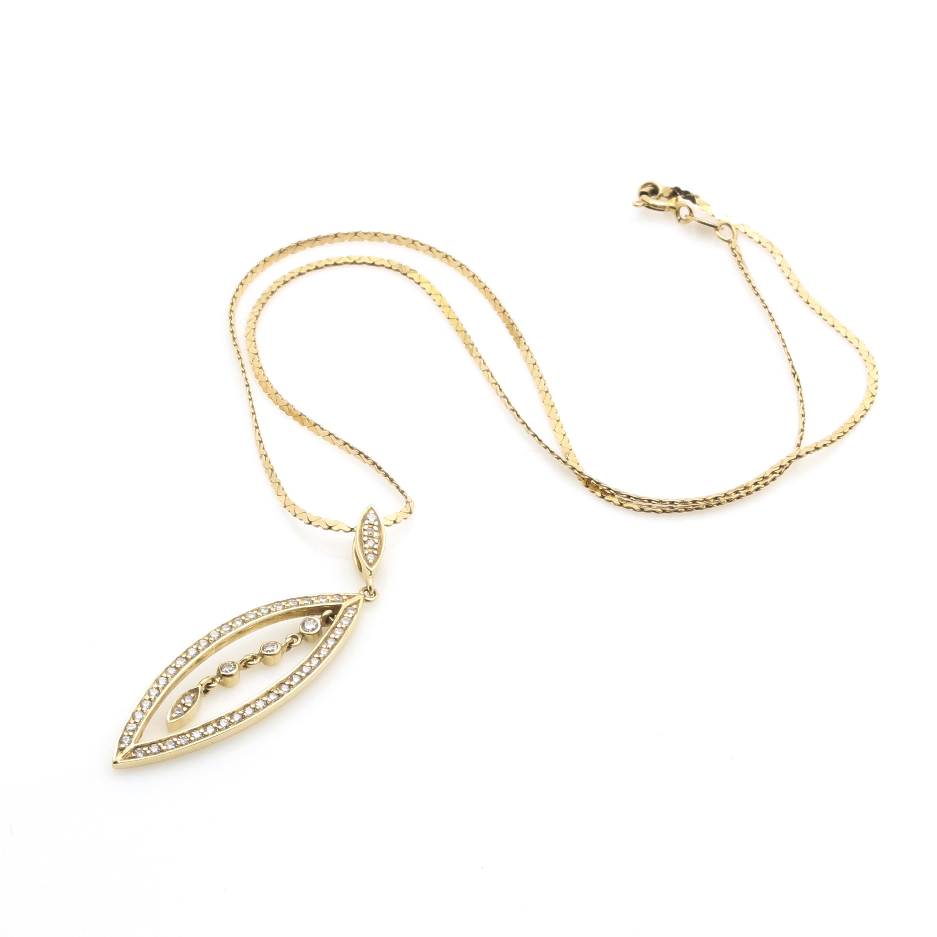 14K Yellow Gold Diamond Pendant Necklace