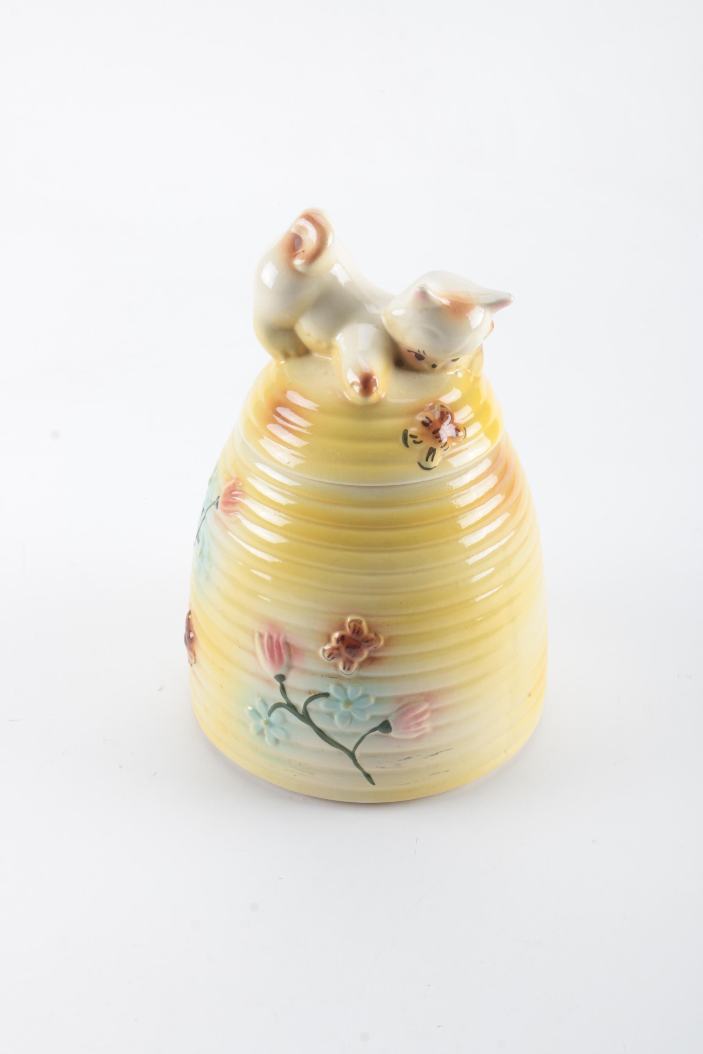 Vintage Ceramic Cookie Jars Featuring Shawnee and Metlox