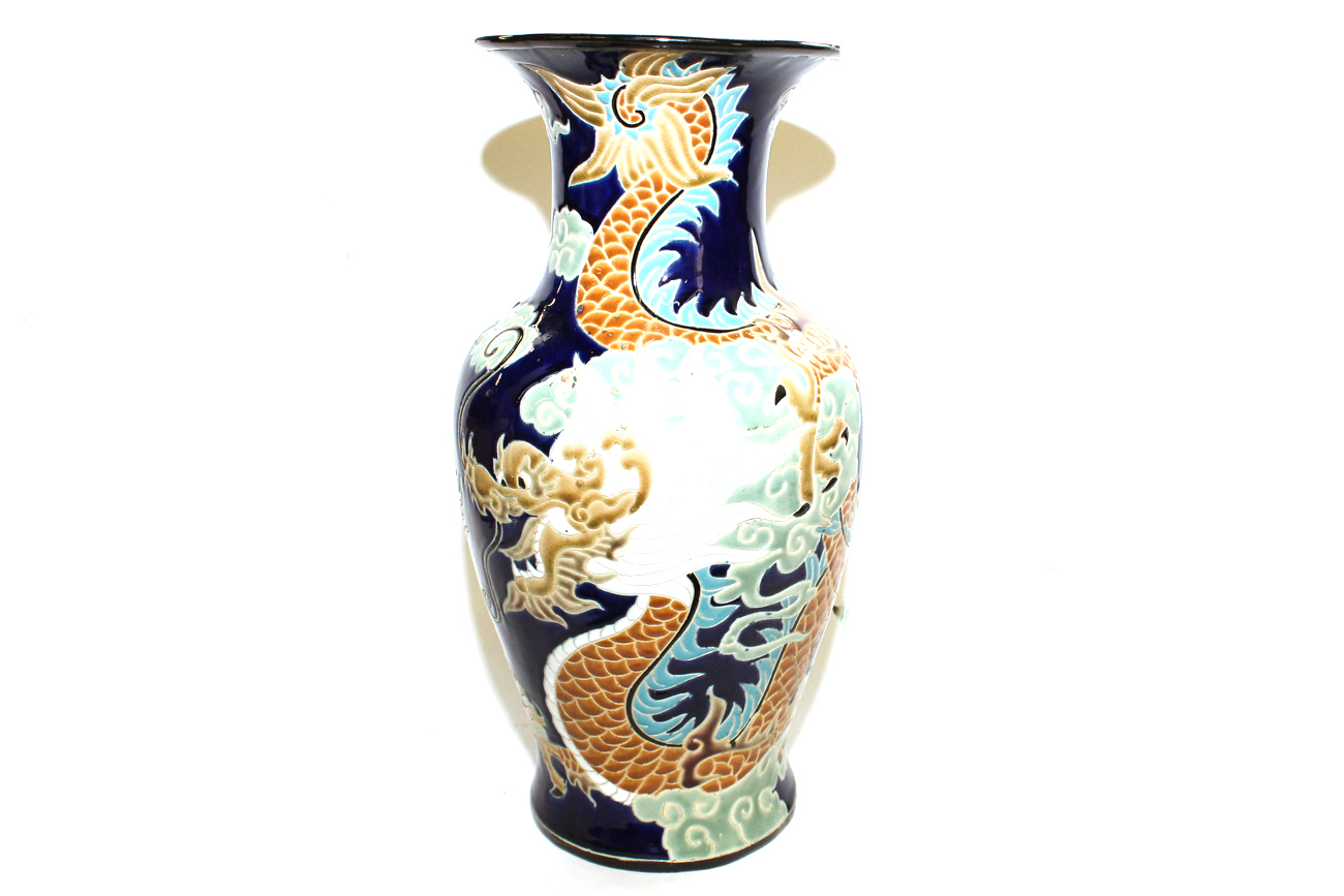 Large Chinese Dragon Vase