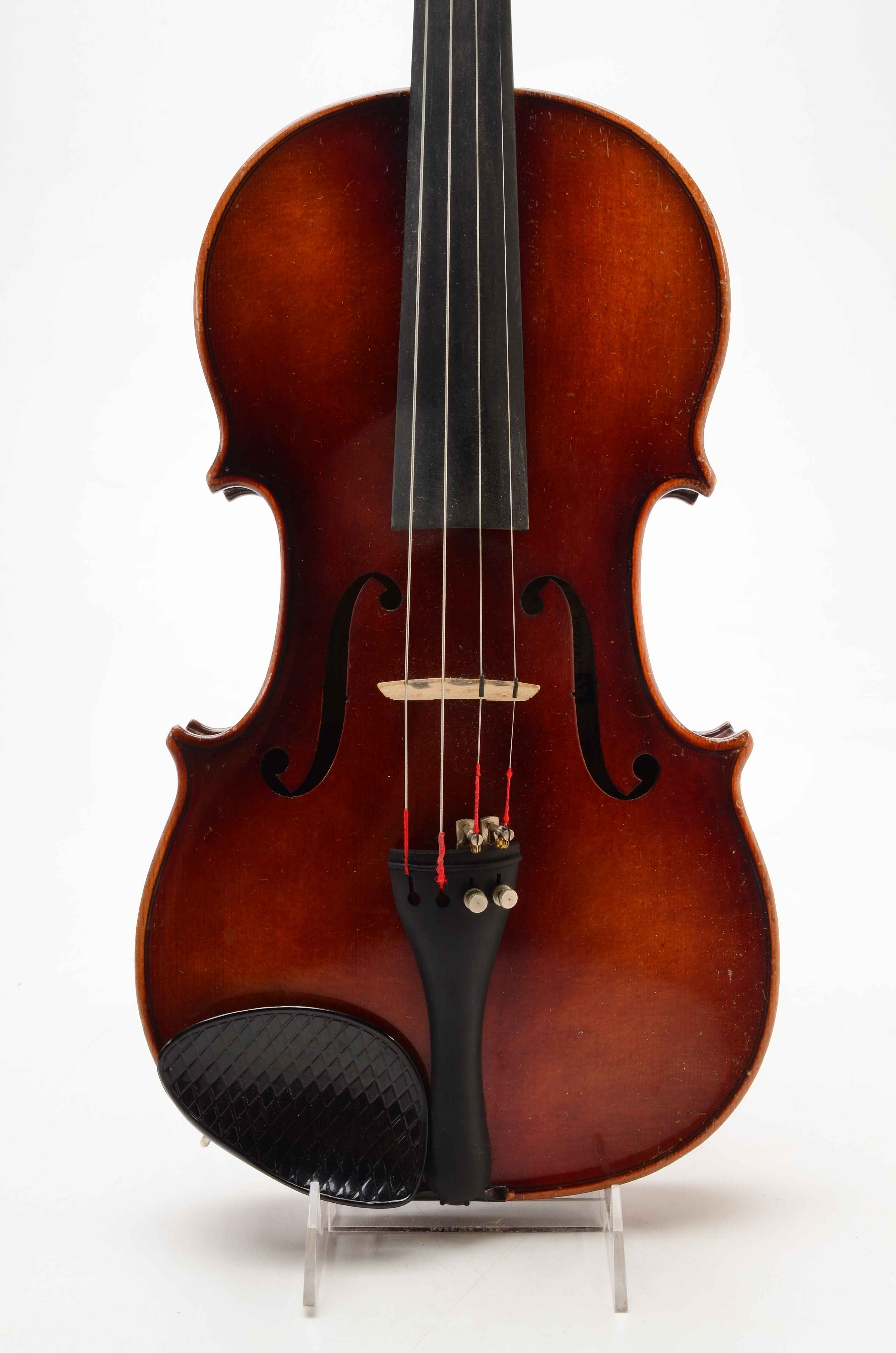 Vintage E.R. Pfretzschner Stradivarius Copy Violin with Case