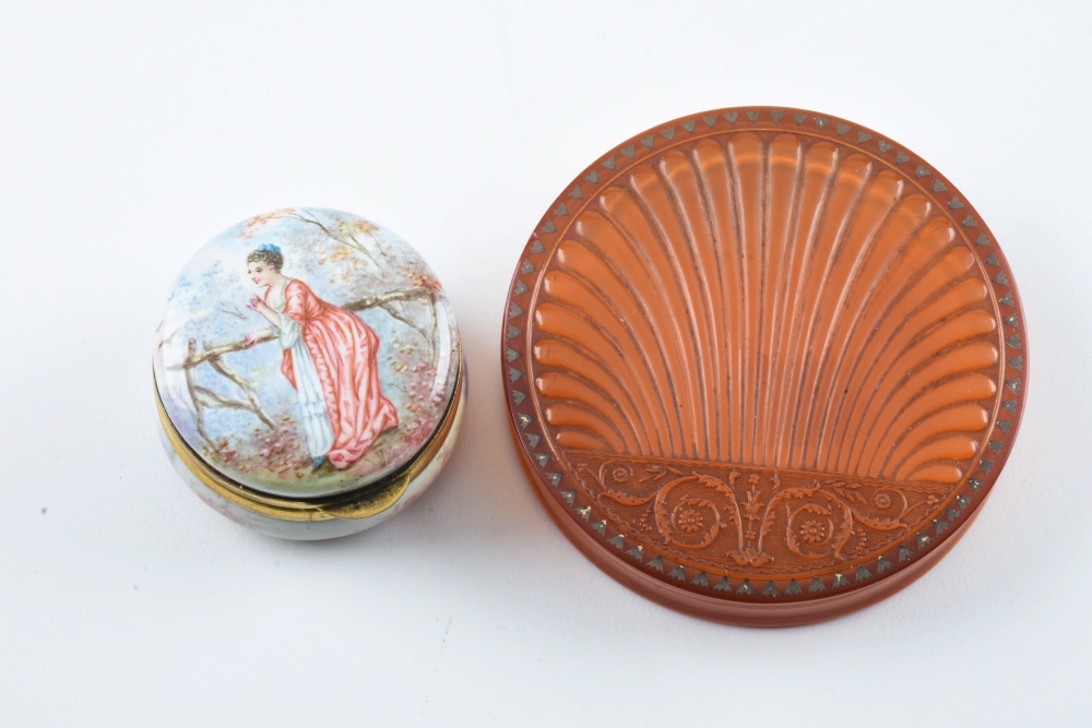 Vintage Jewelry and Accessories