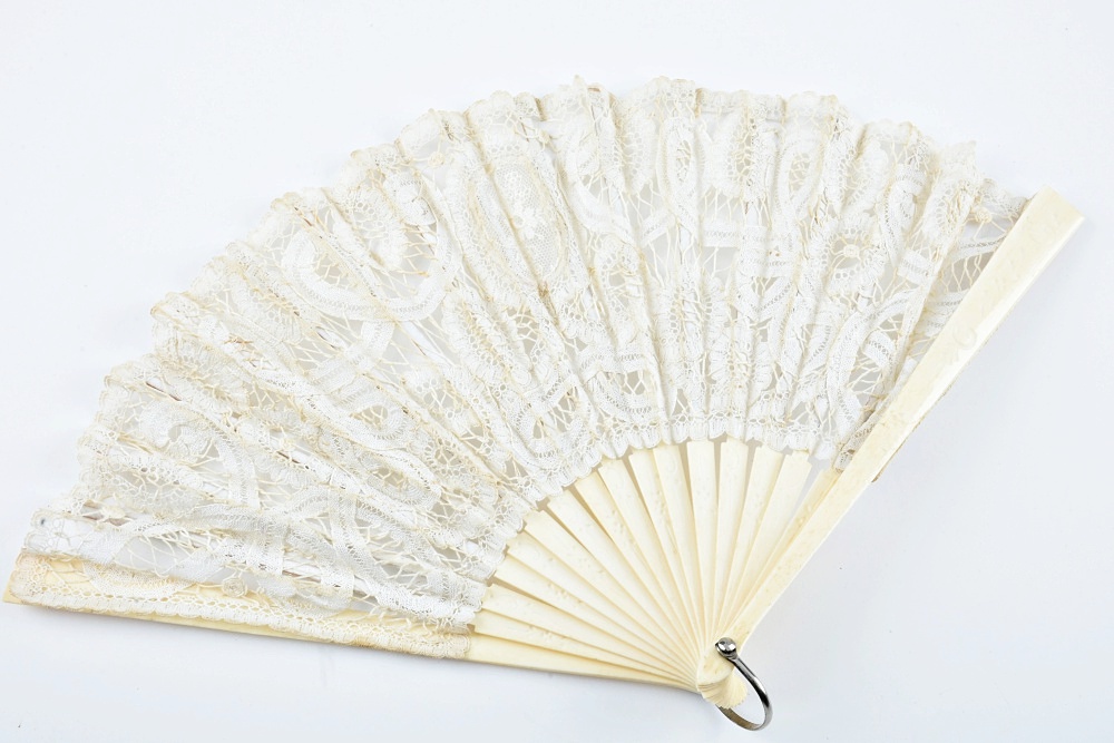 Vintage Jewelry and Accessories