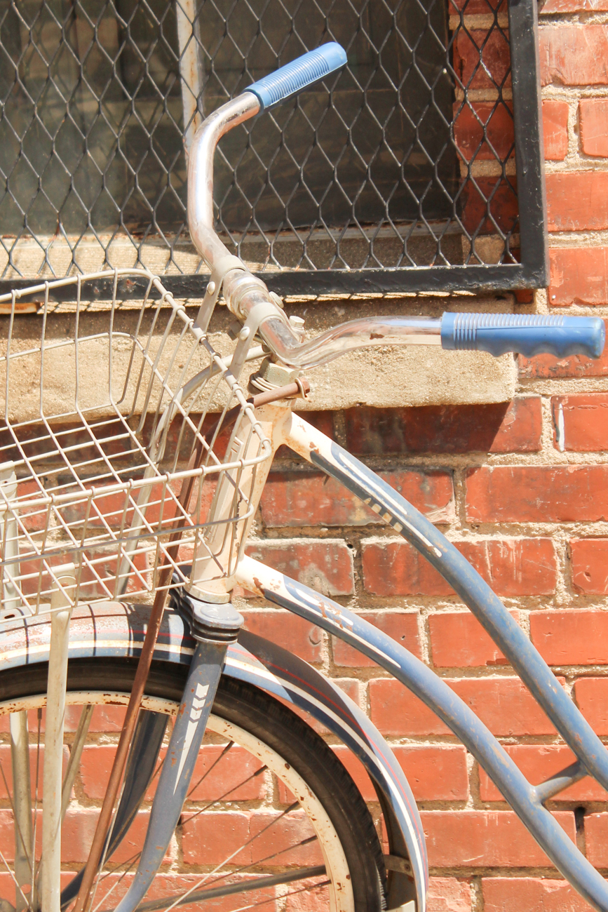 Vintage Huffy Mainliner Bicycle