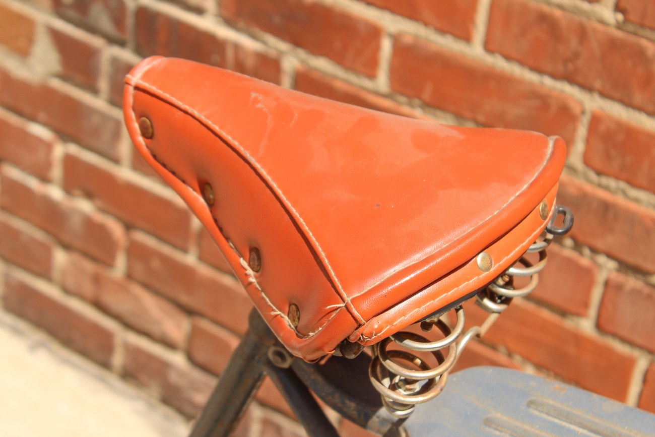 Vintage Huffy Mainliner Bicycle