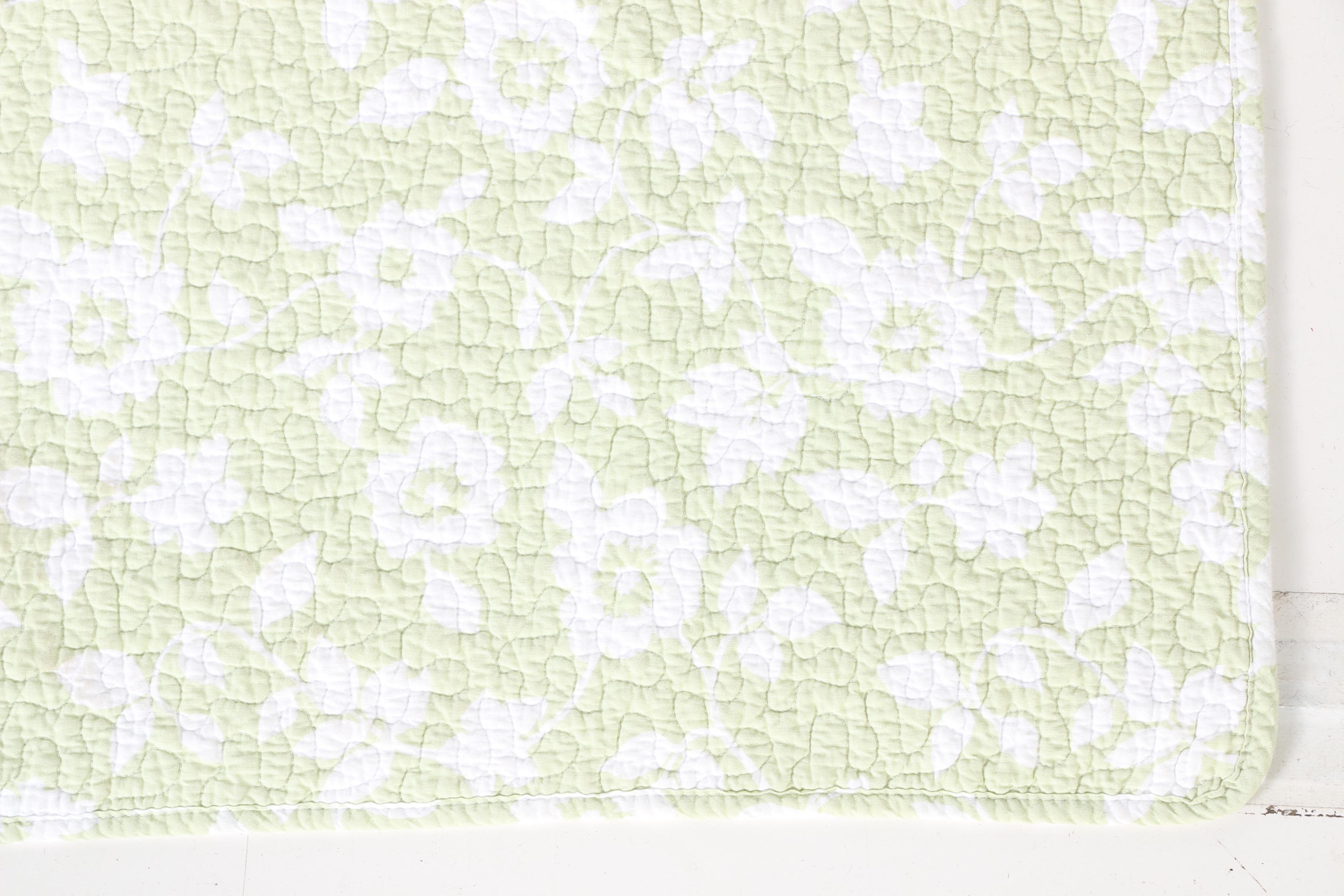 Victoria Hill Bedroom Set