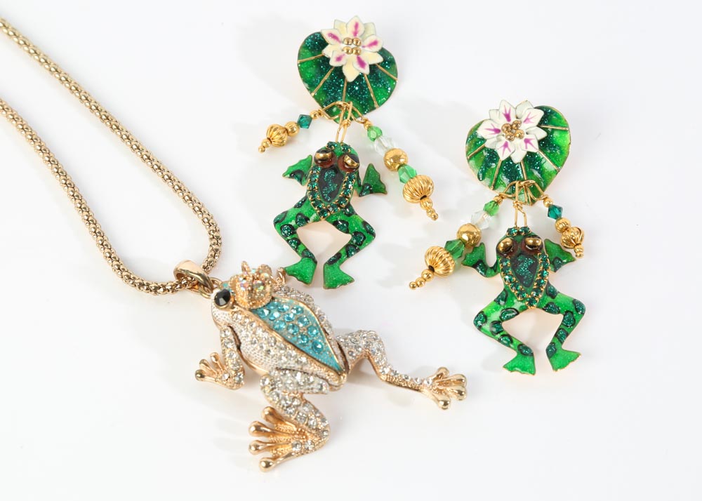 Whimsical Gold Tone Frog Themed Jewelry