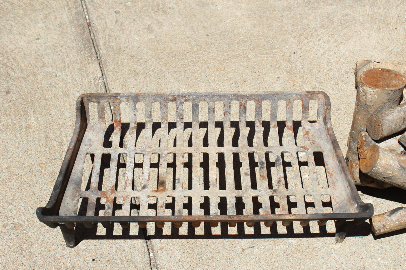 Electric Fireplace Logs with Cast Iron Grate