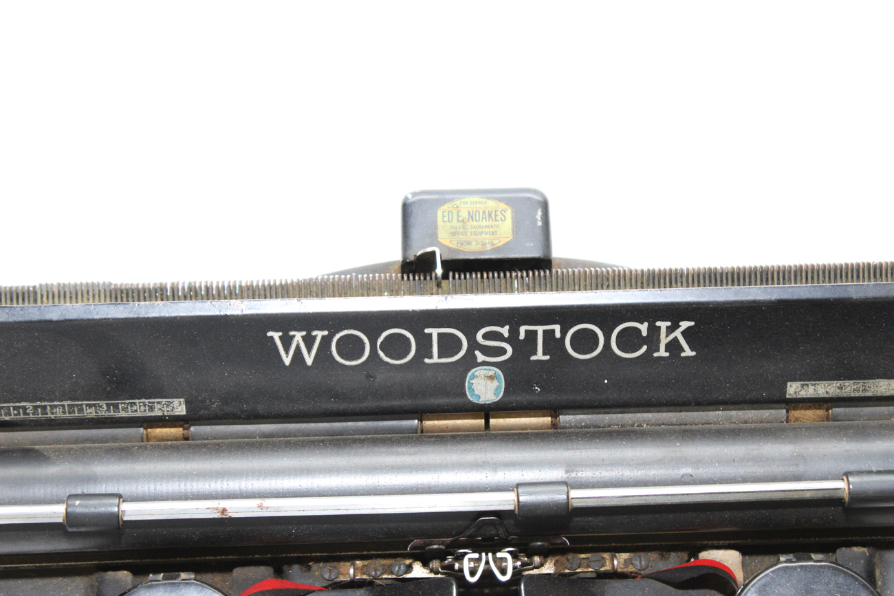 Vintage Woodstock Typewriter