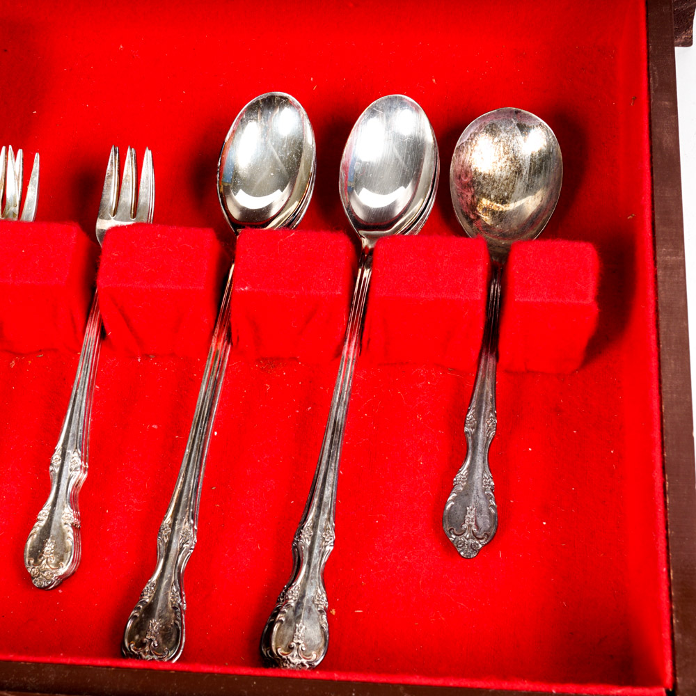 "Rogers Bros. International Silver" Silver Plated Flatware Set with Storage Chest