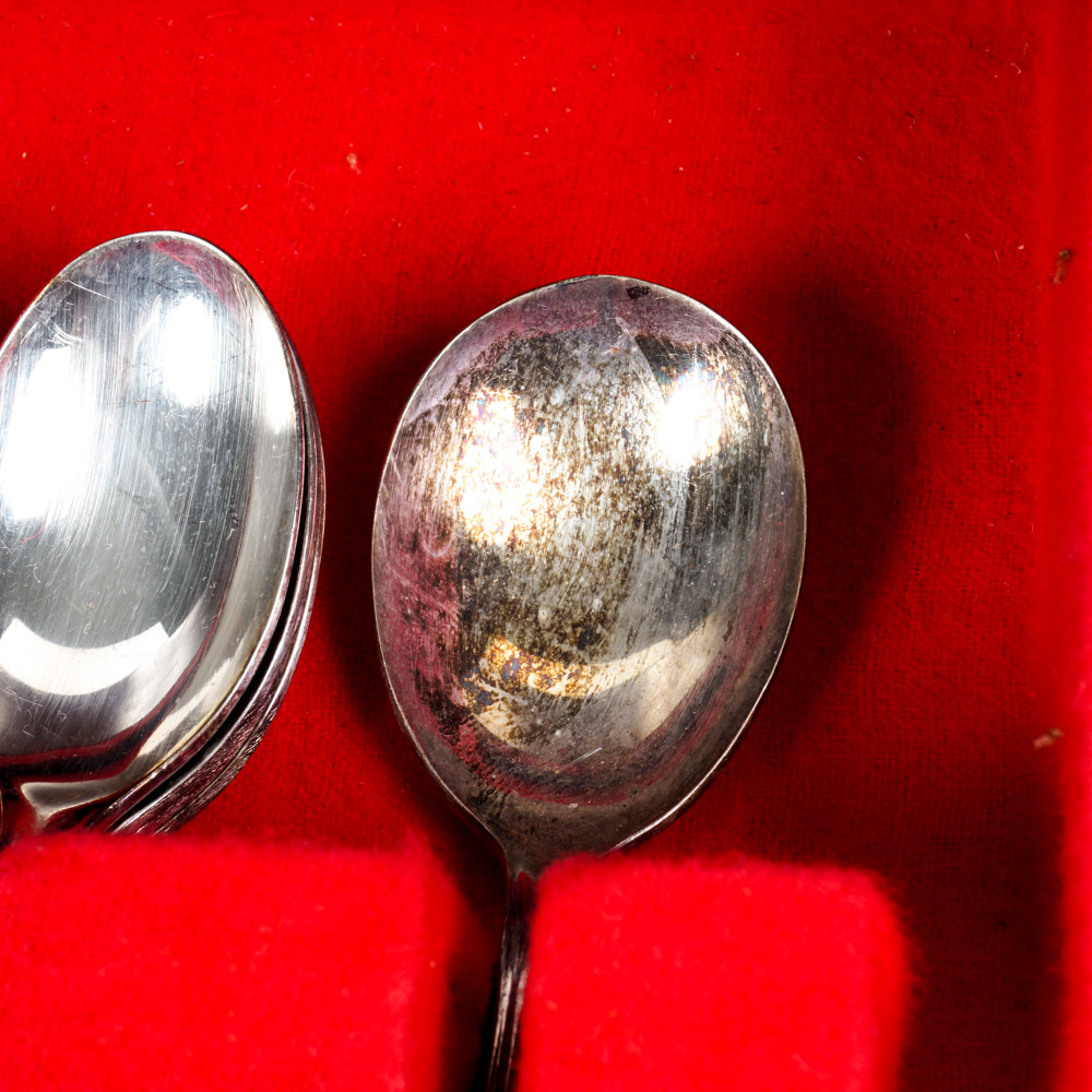 "Rogers Bros. International Silver" Silver Plated Flatware Set with Storage Chest