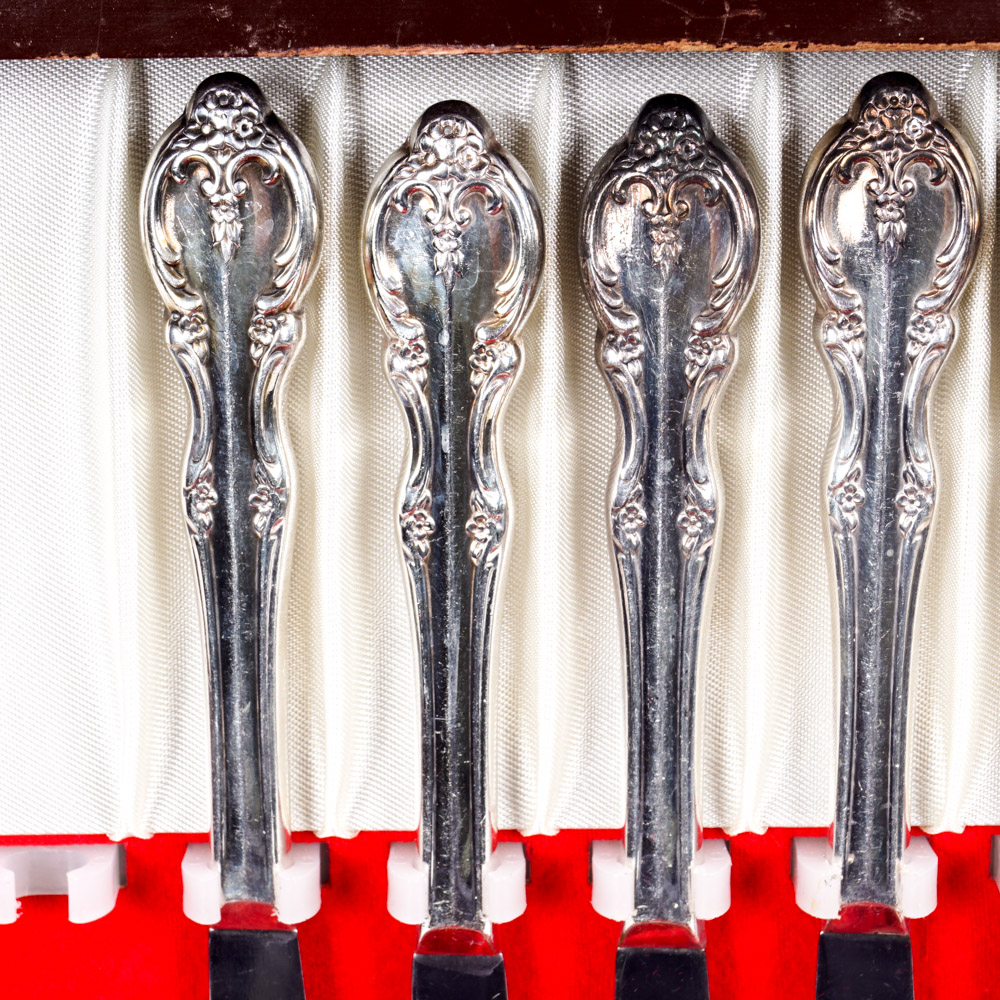 "Rogers Bros. International Silver" Silver Plated Flatware Set with Storage Chest