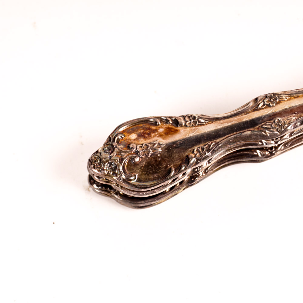 "Rogers Bros. International Silver" Silver Plated Flatware Set with Storage Chest